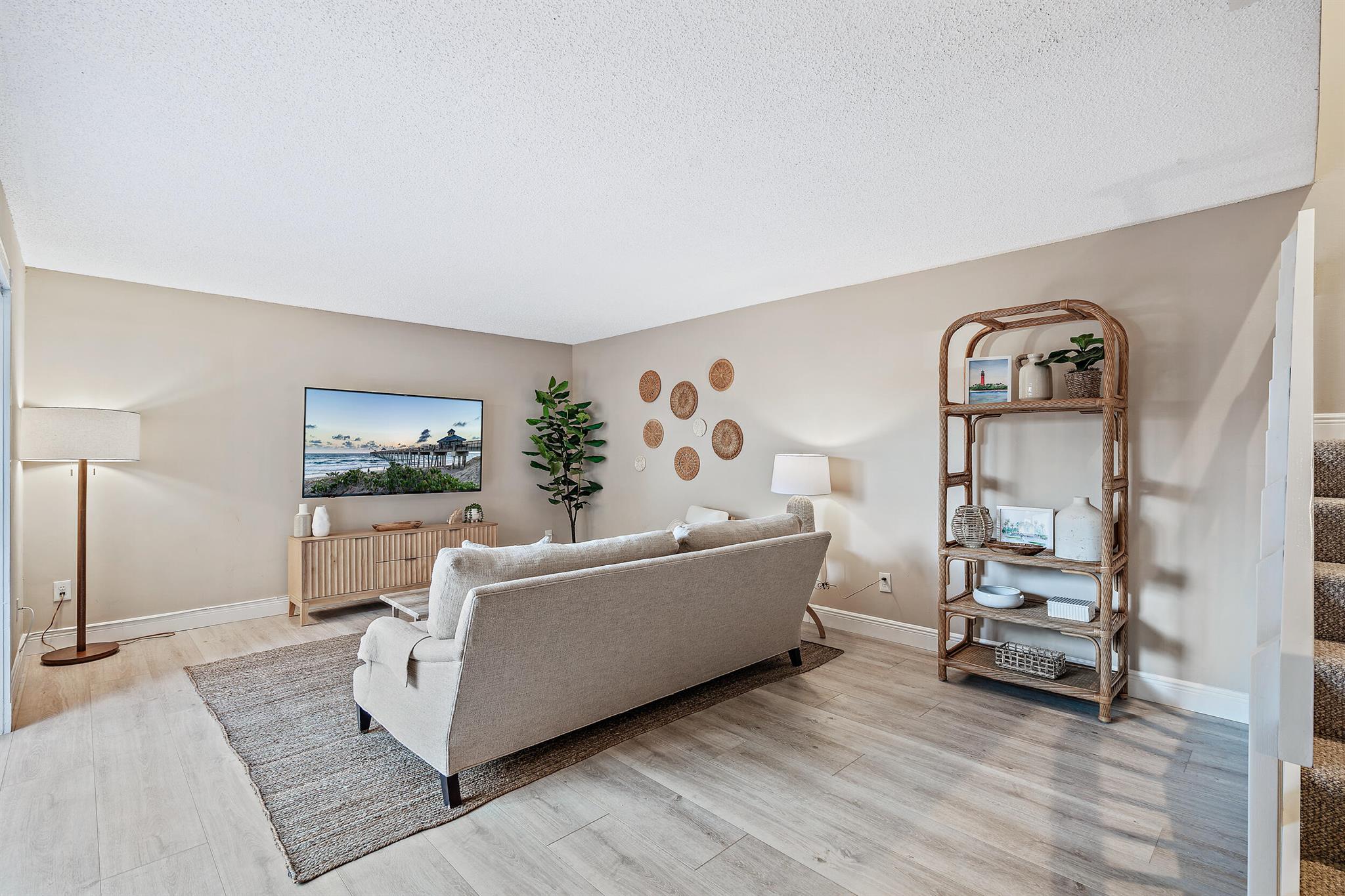 Jupiter Plantation - Residential Lease