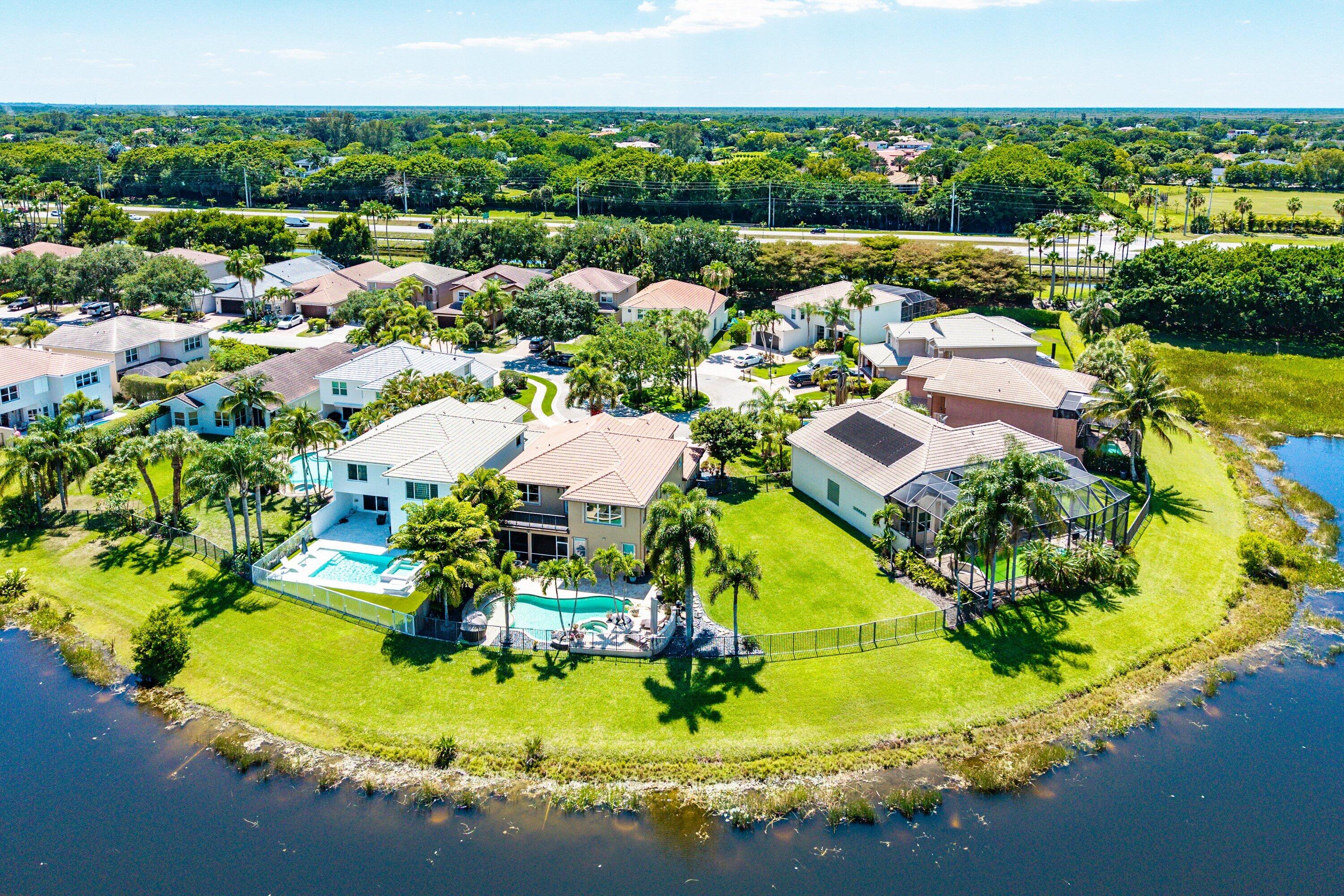 SATURNIA ISLES 1 - Residential