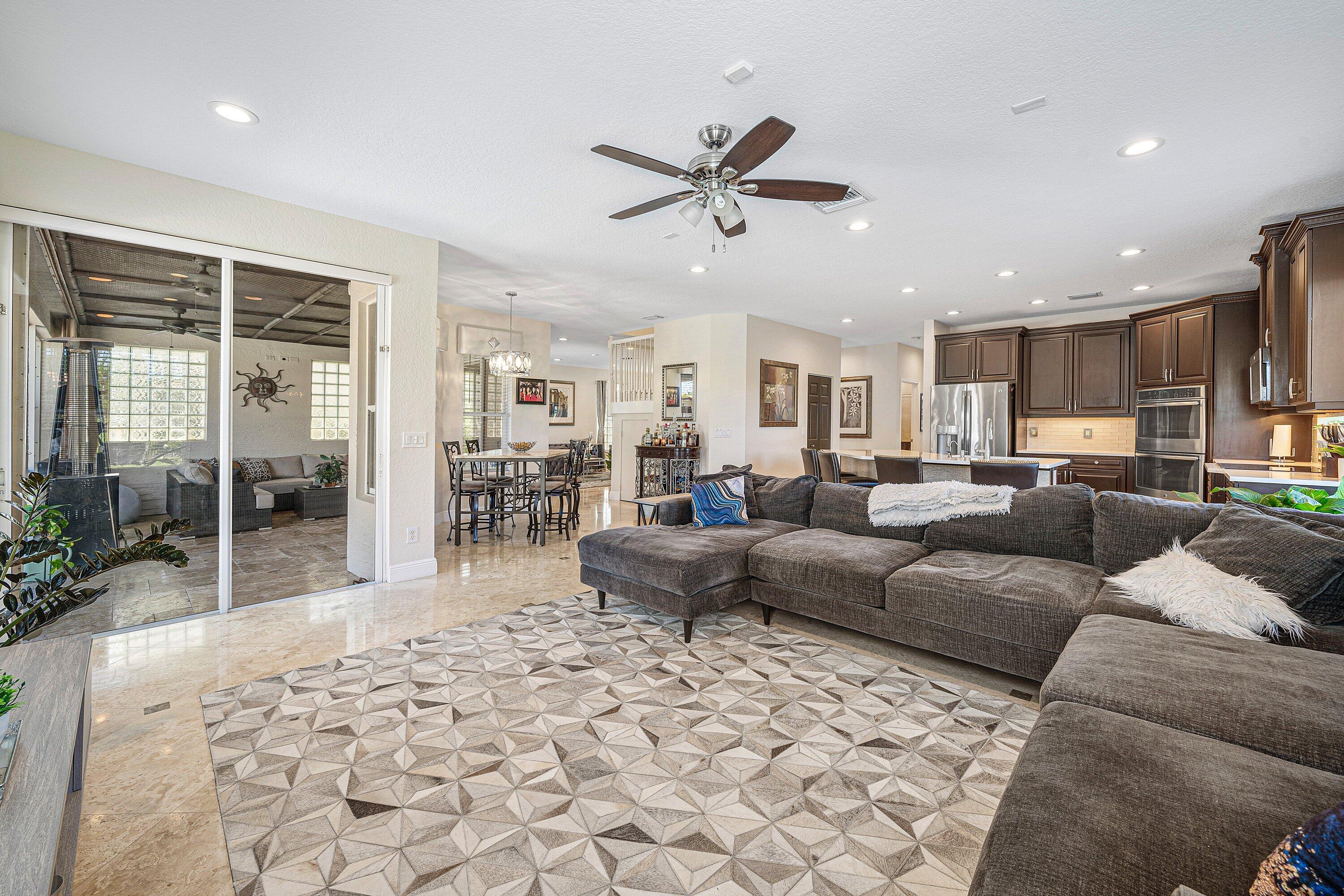 SATURNIA ISLES 1 - Residential