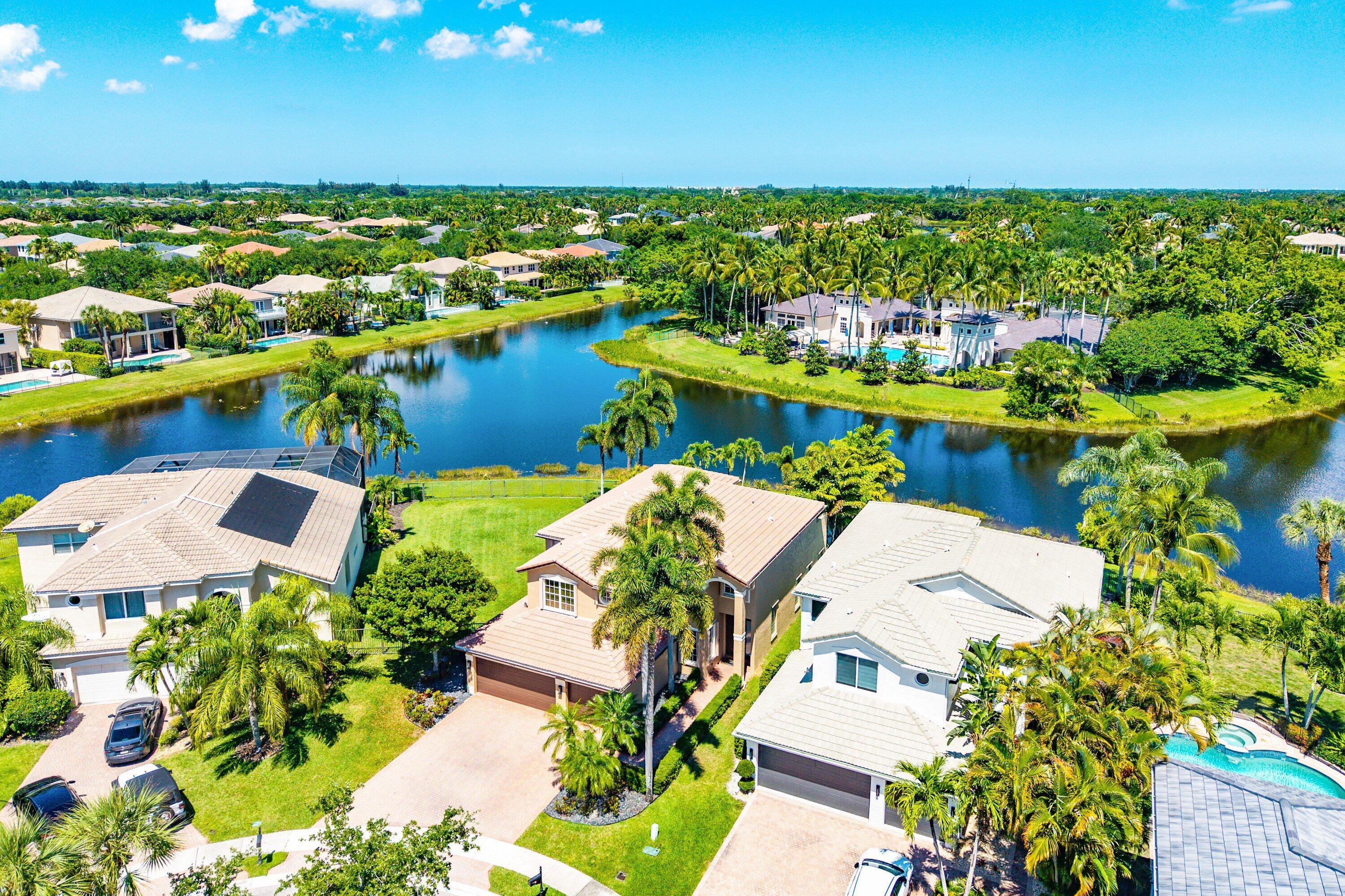 SATURNIA ISLES 1 - Residential