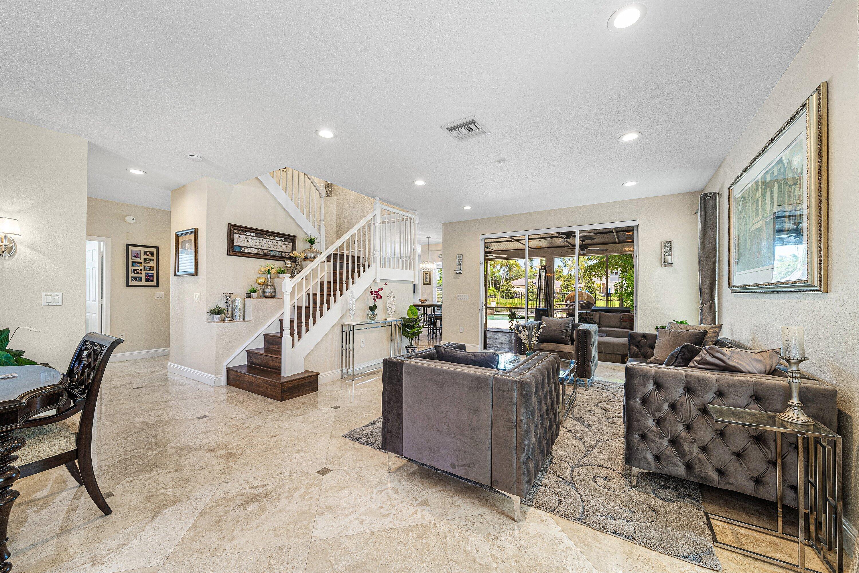 SATURNIA ISLES 1 - Residential