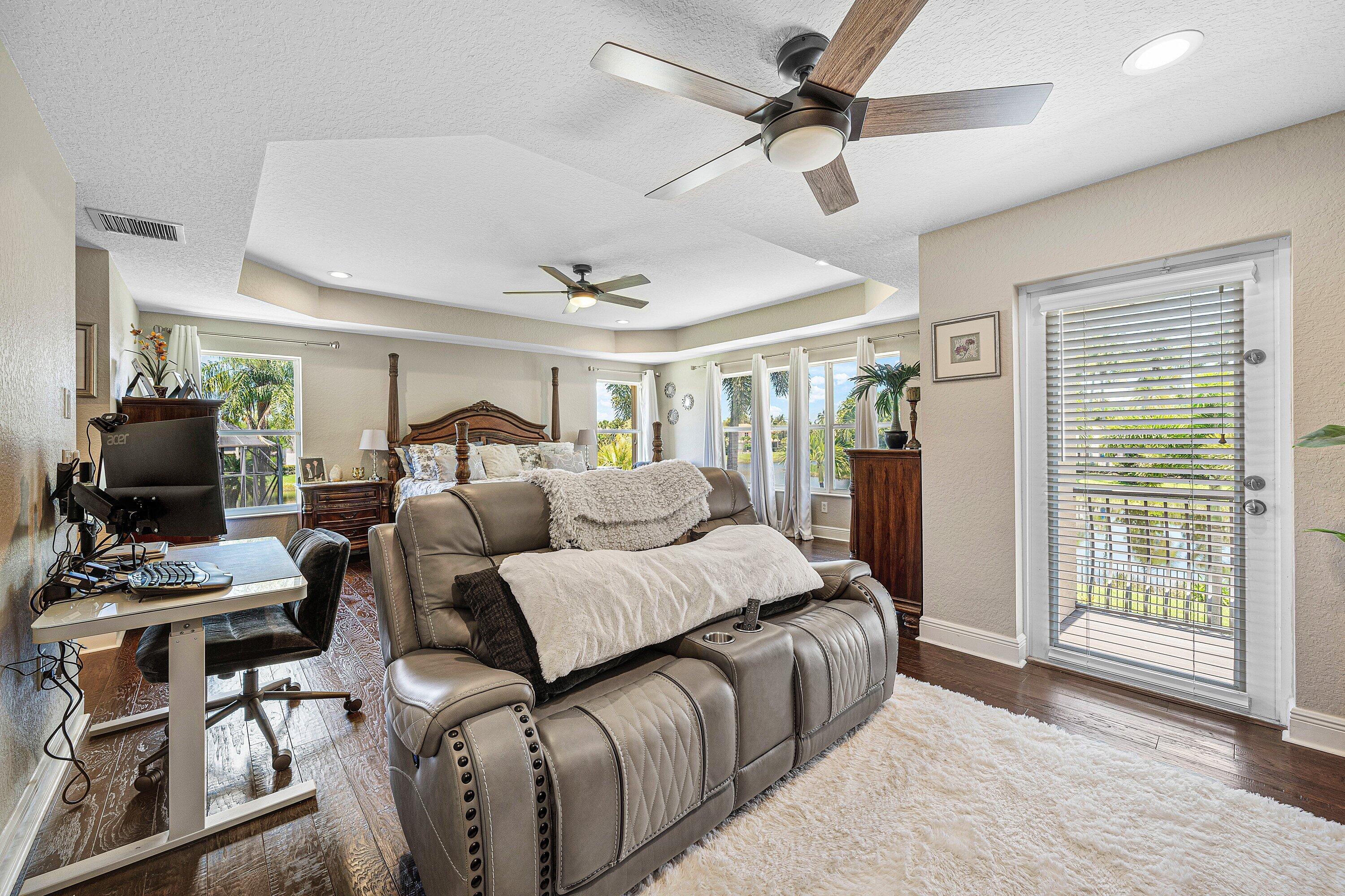 SATURNIA ISLES 1 - Residential