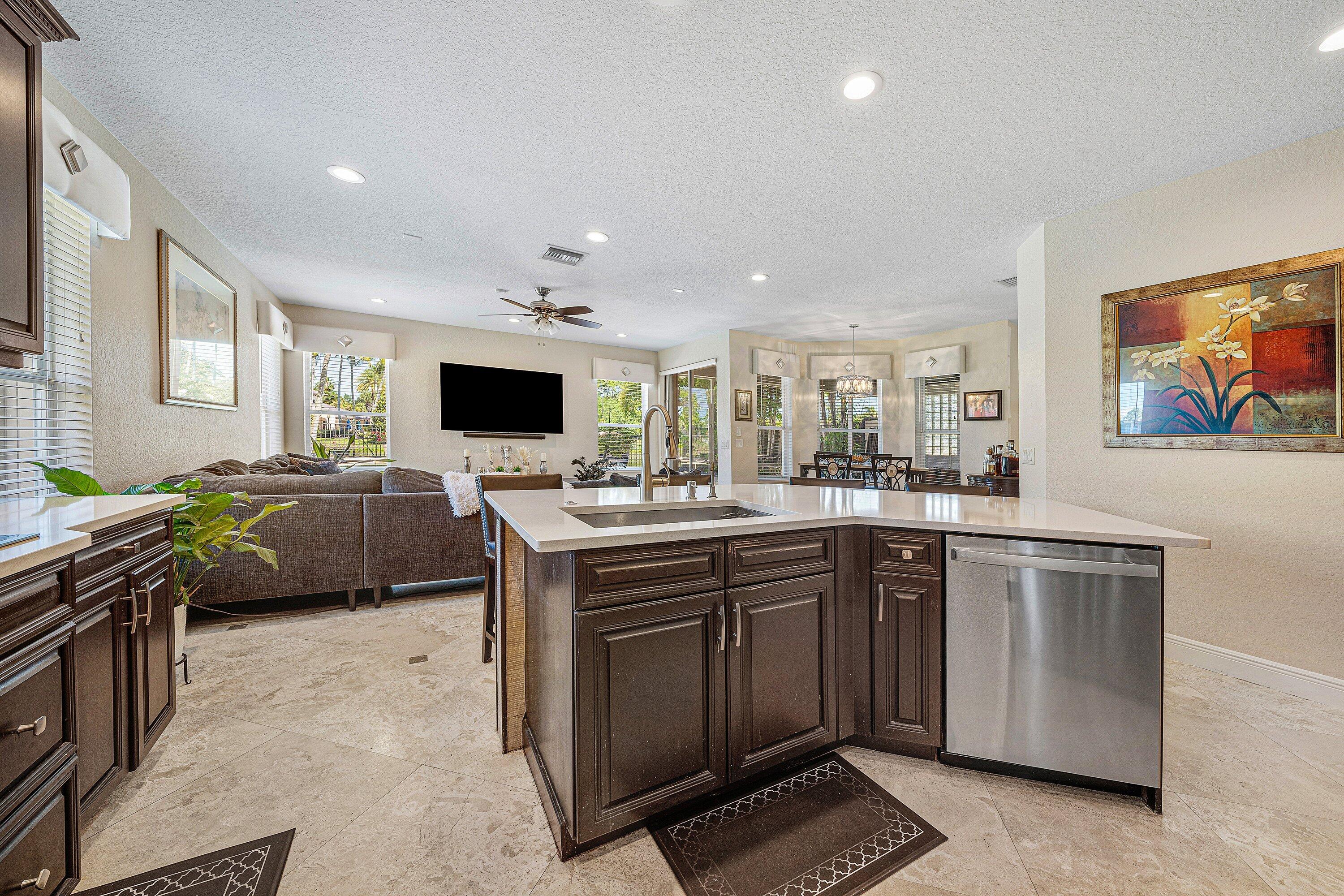 SATURNIA ISLES 1 - Residential