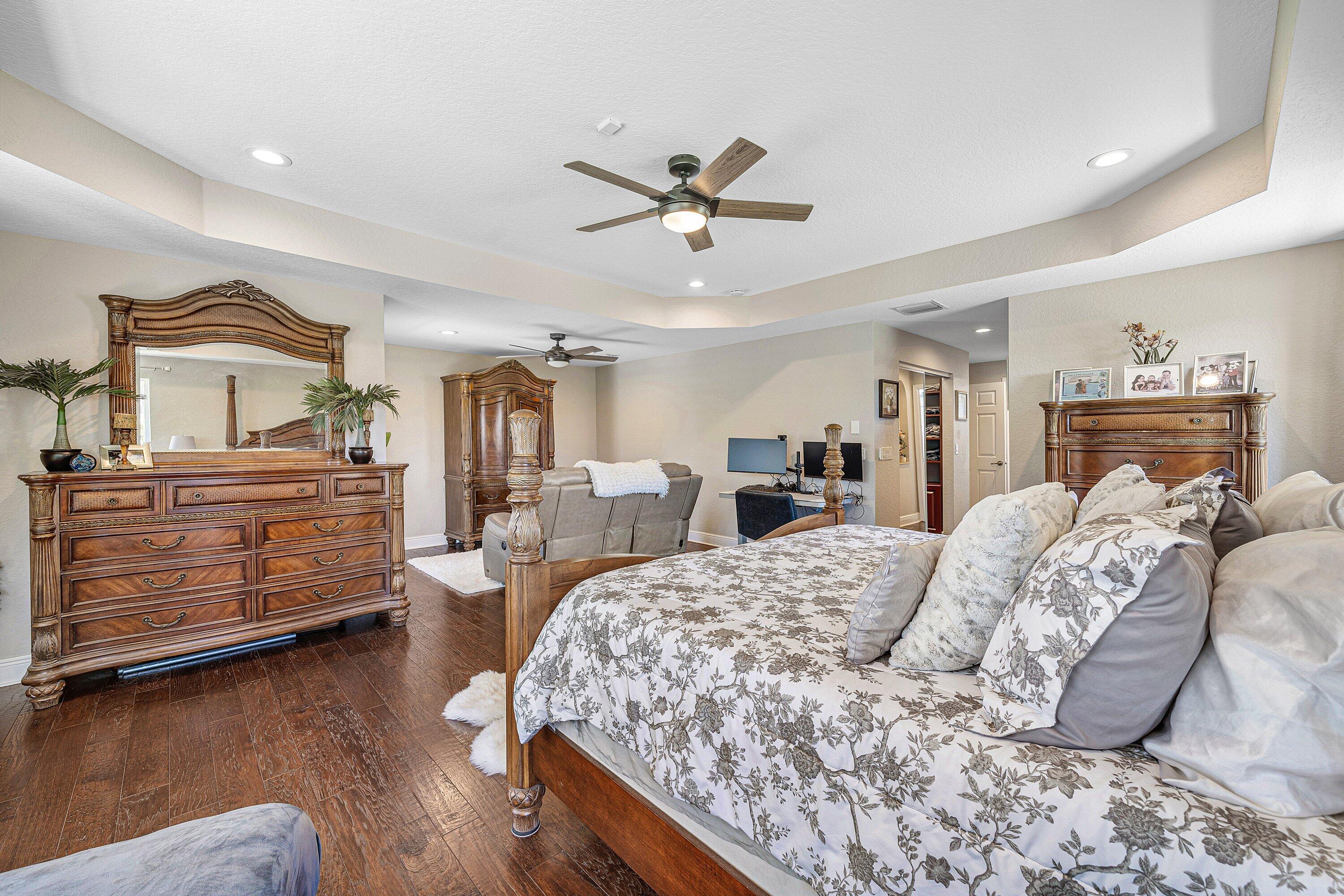 SATURNIA ISLES 1 - Residential