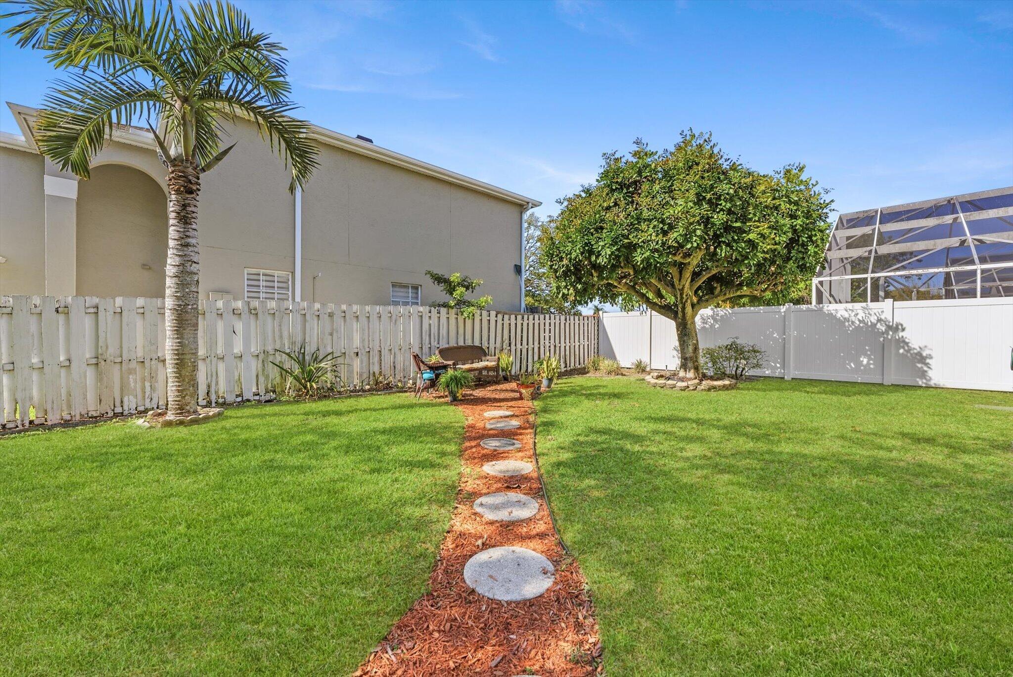 Lawrence Grove - Residential