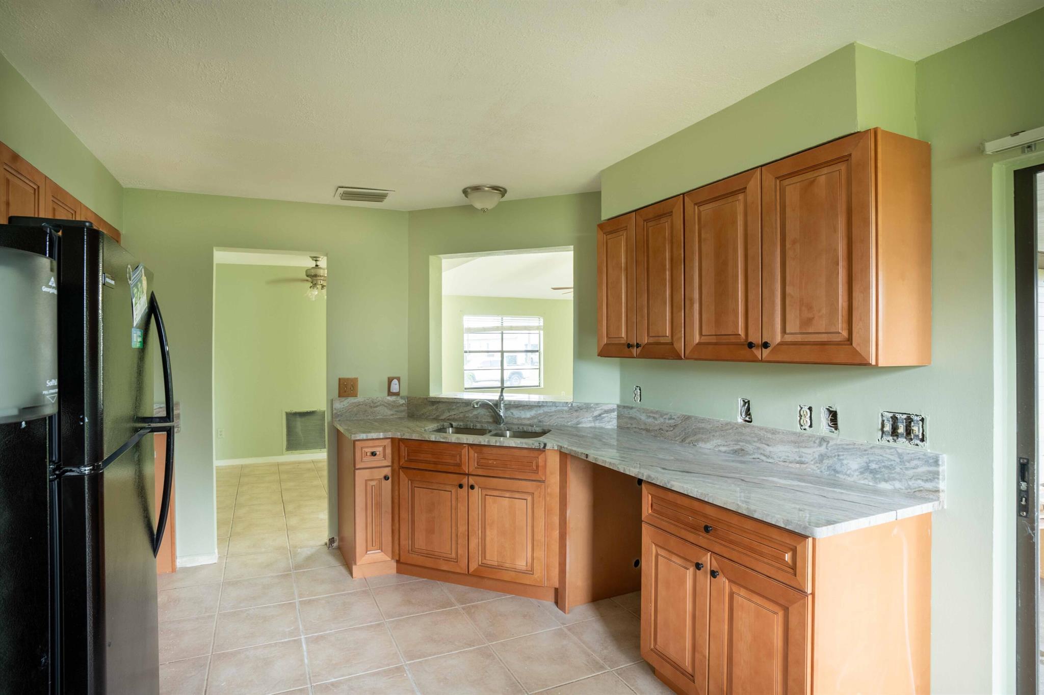 PORT ST LUCIE-SEC 19 - Residential Lease