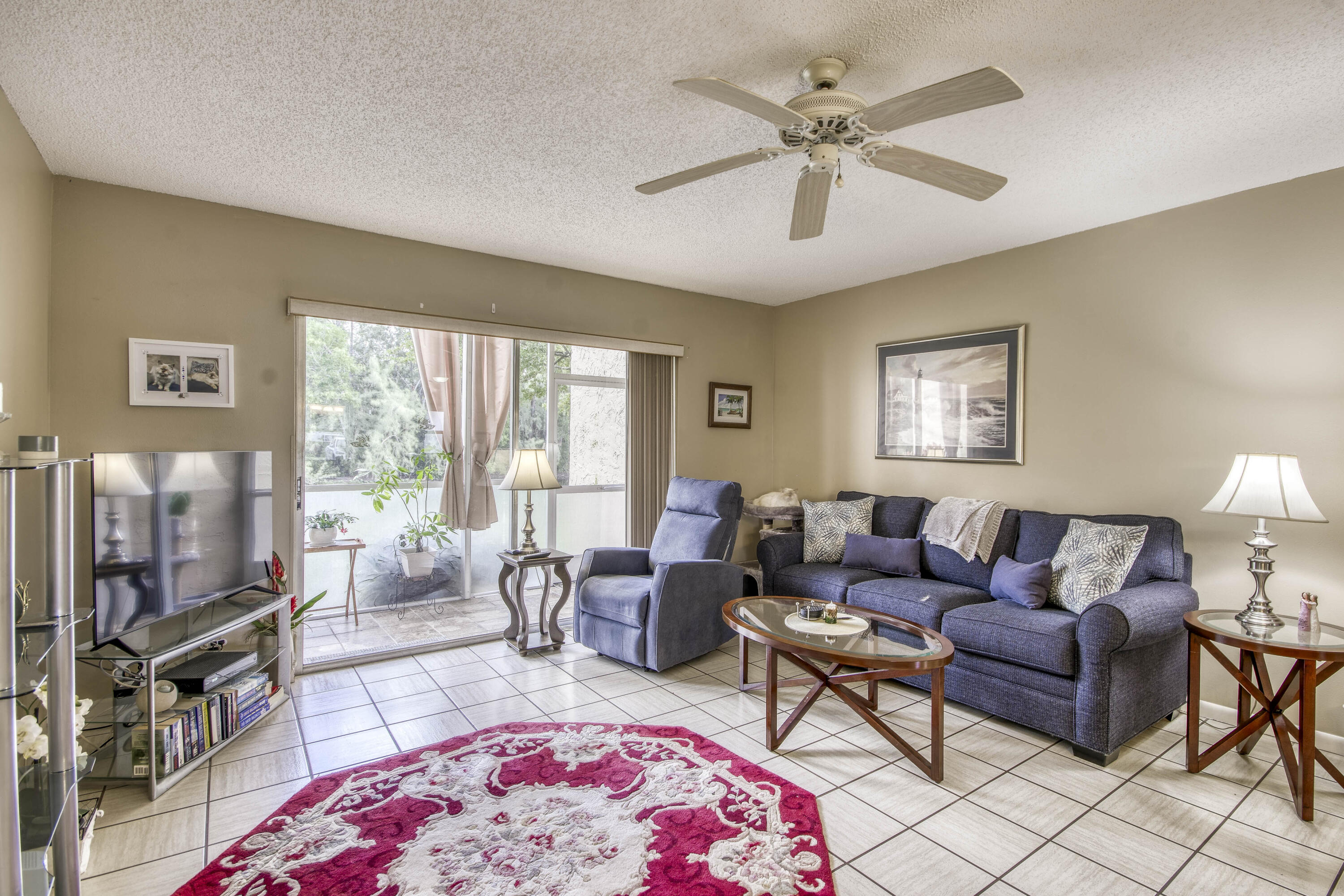 Golden Lakes Village Condo - Residential