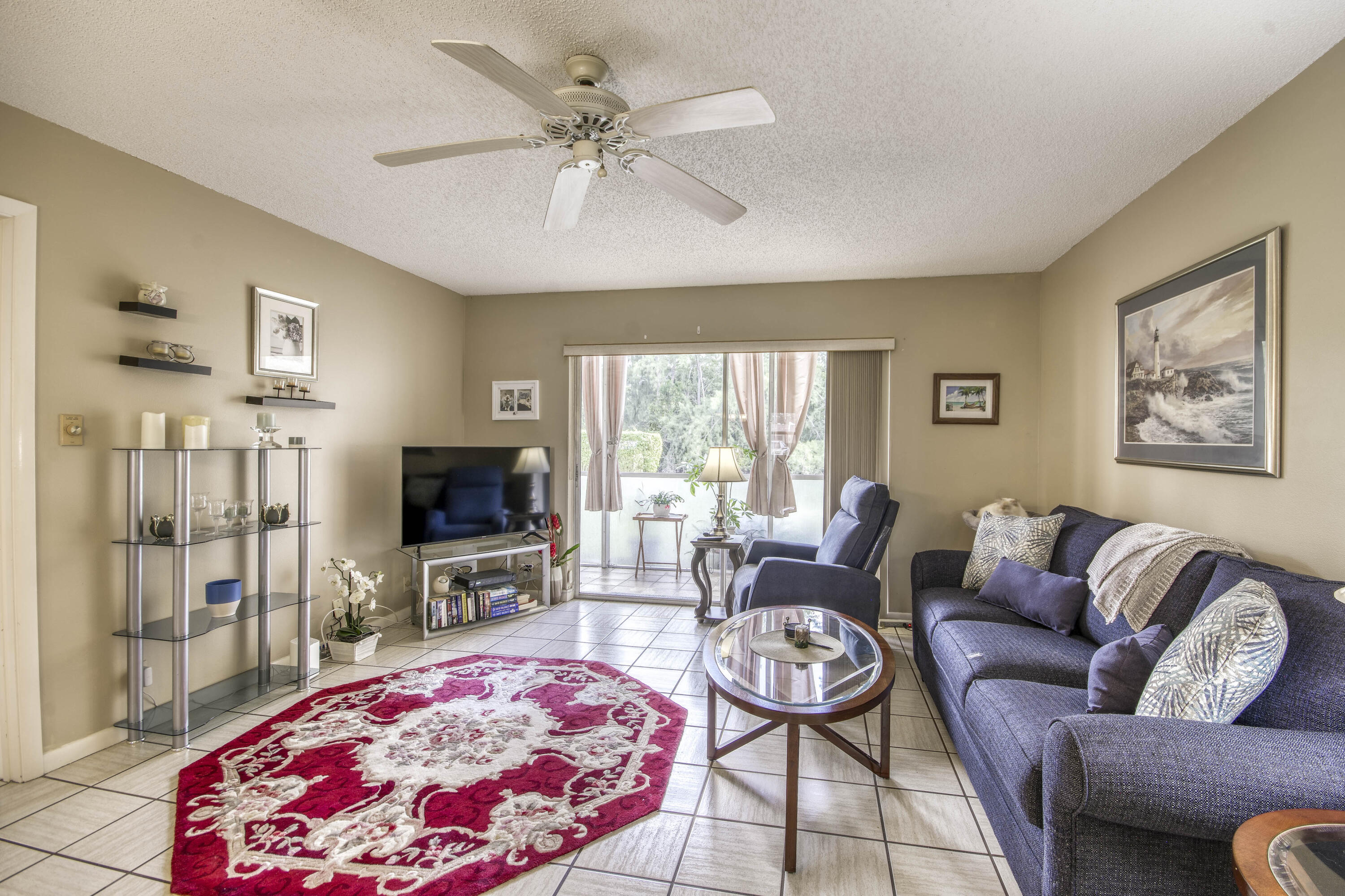 Golden Lakes Village Condo - Residential
