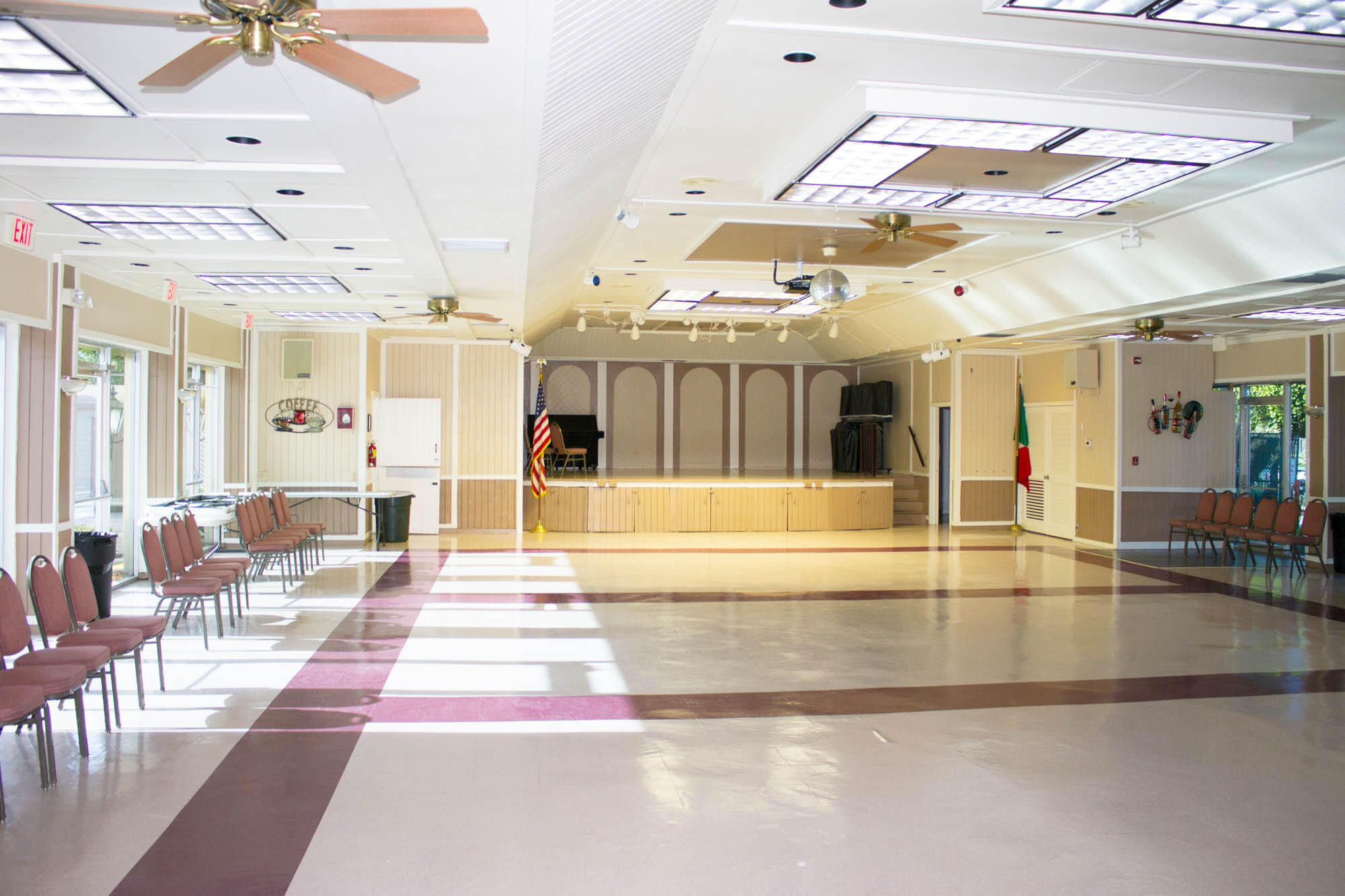 Golden Lakes Village Condo - Residential