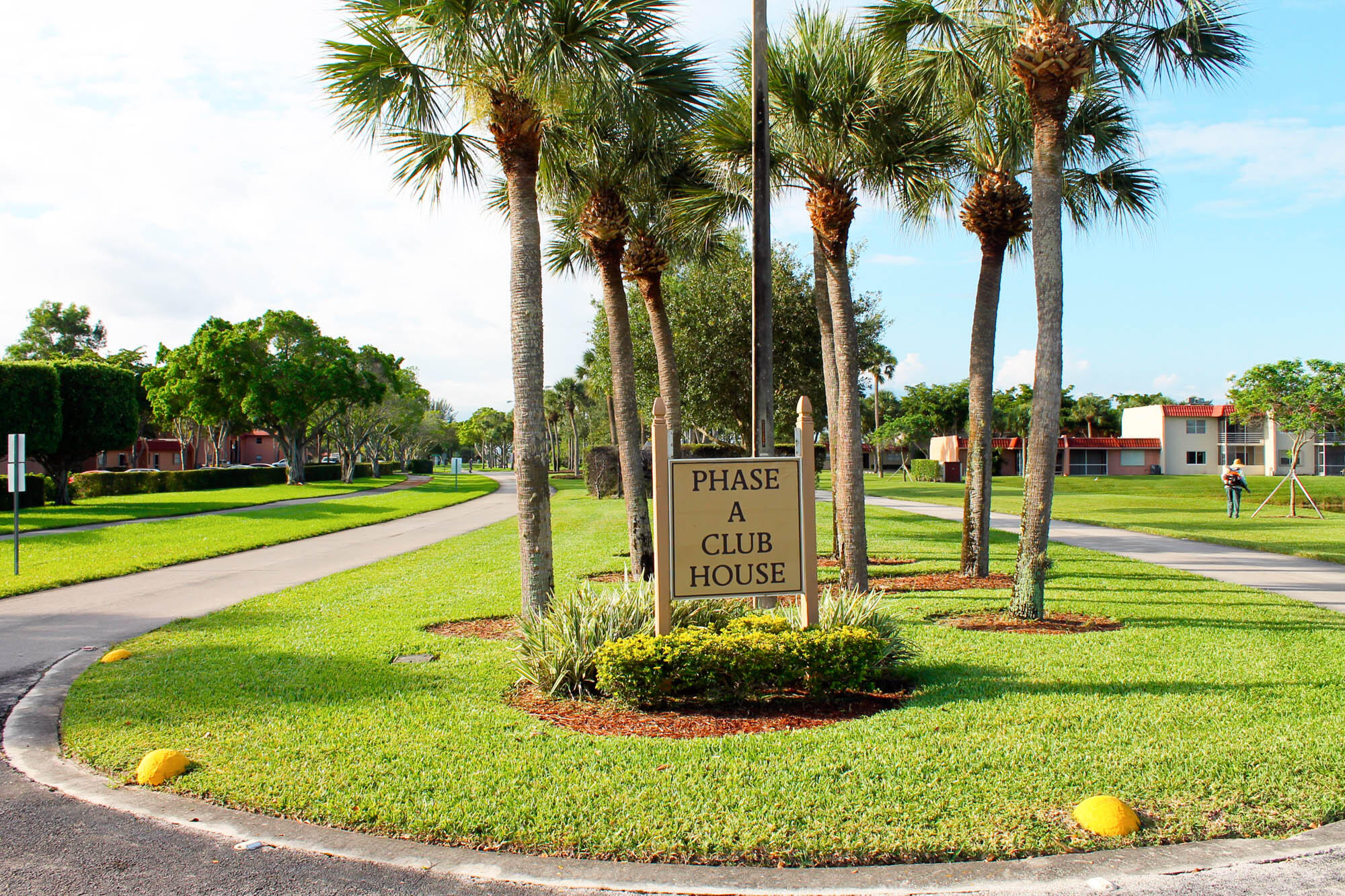 Golden Lakes Village Condo - Residential