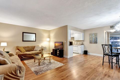 2401 Antigua Cir F1 Coconut Creek FL 33066
