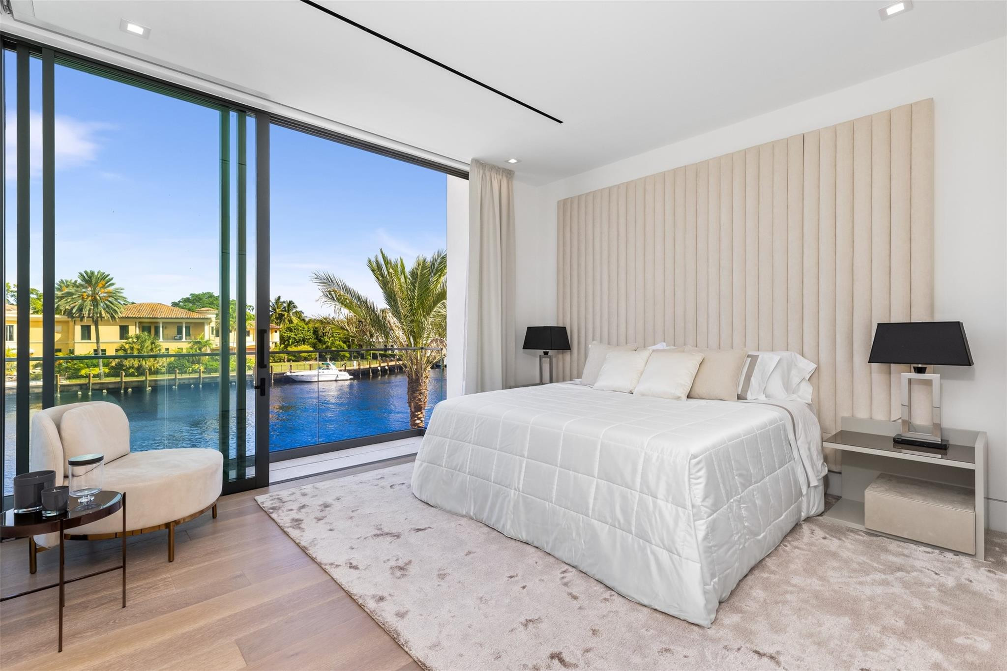 Isla Bahia 47-27 B - Residential