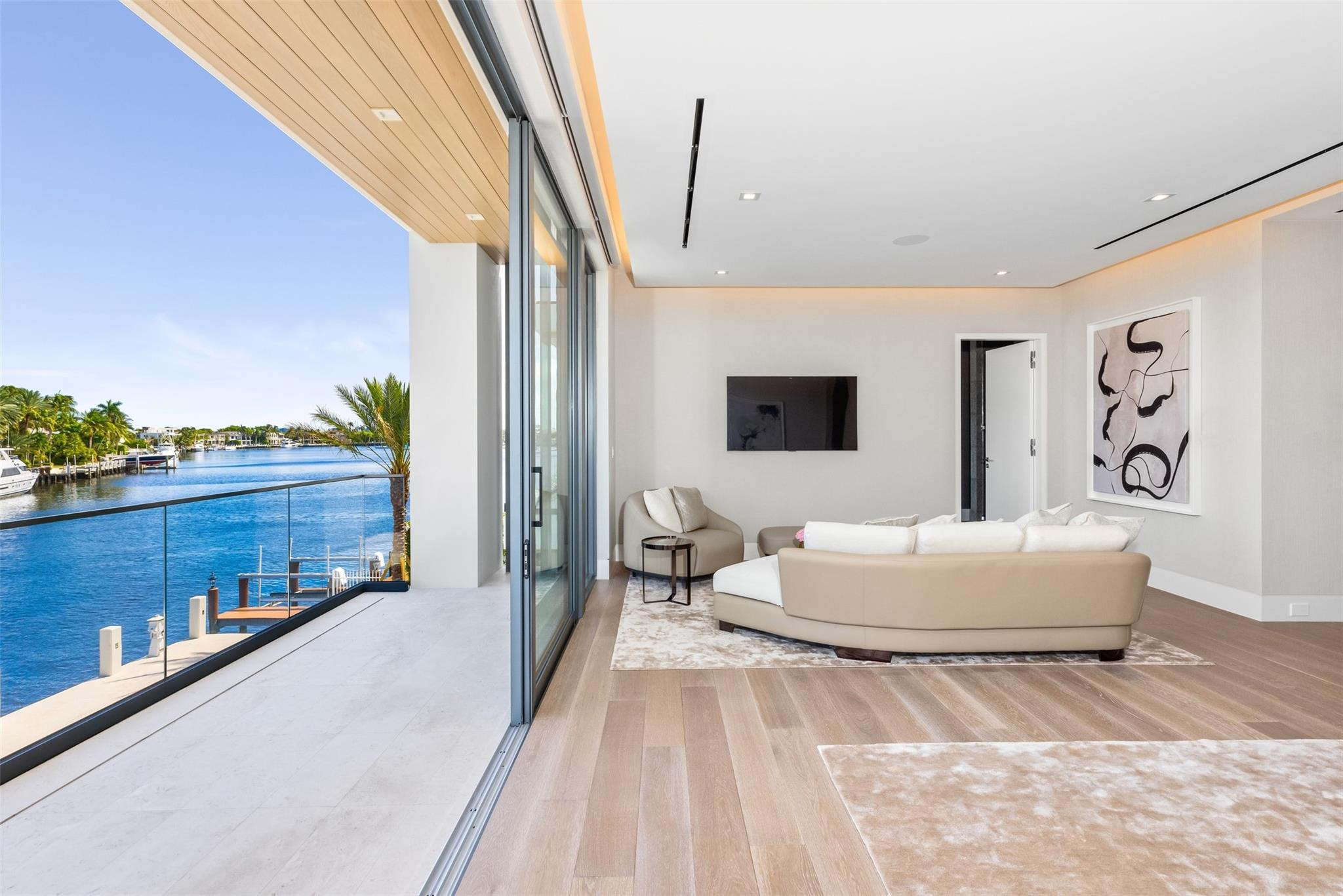 Isla Bahia 47-27 B - Residential