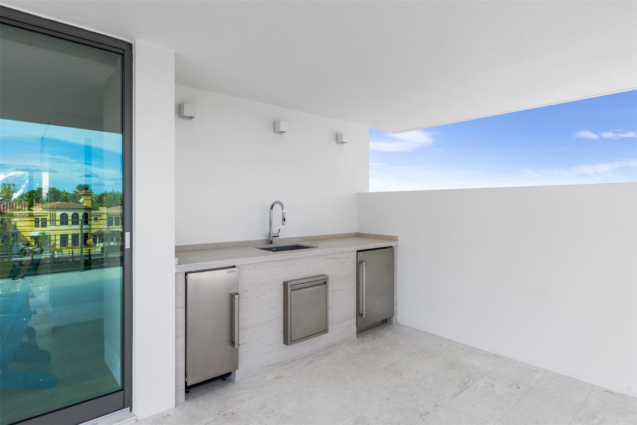 Isla Bahia 47-27 B - Residential