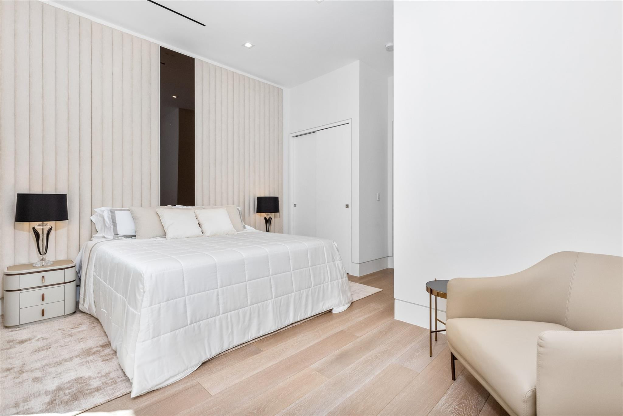 Isla Bahia 47-27 B - Residential