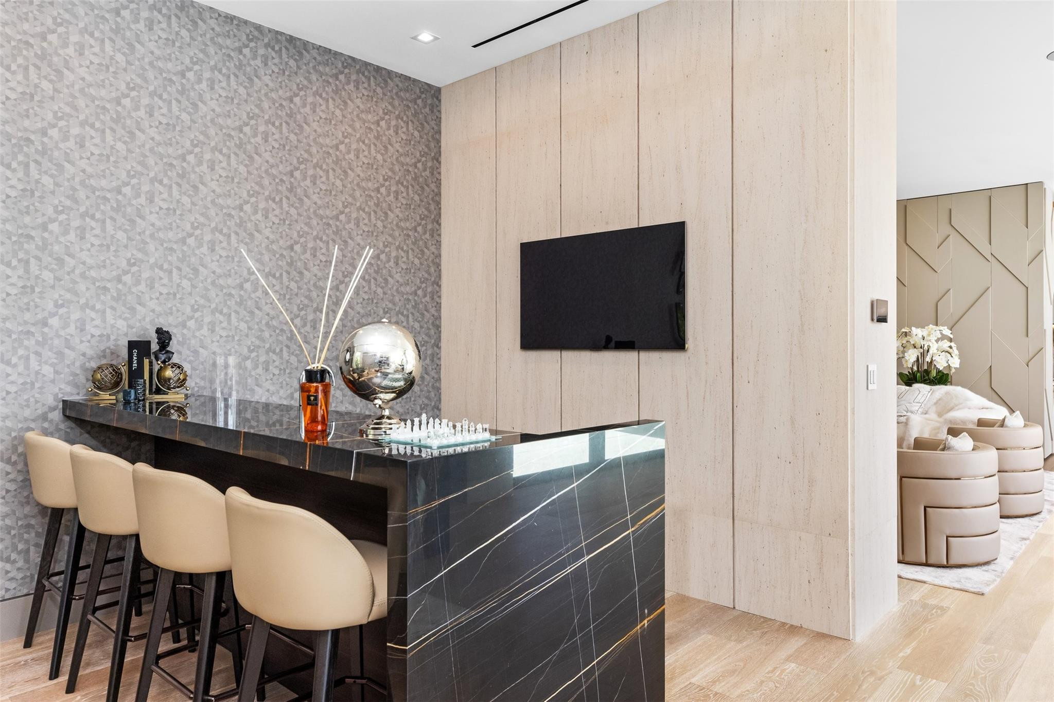 Isla Bahia 47-27 B - Residential