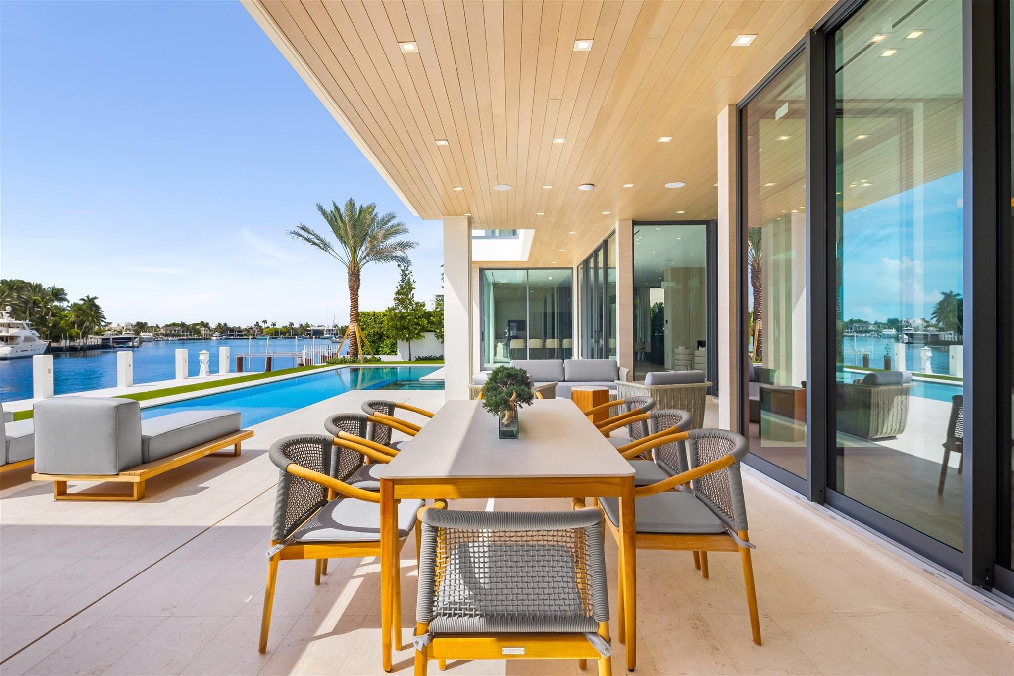 Isla Bahia 47-27 B - Residential