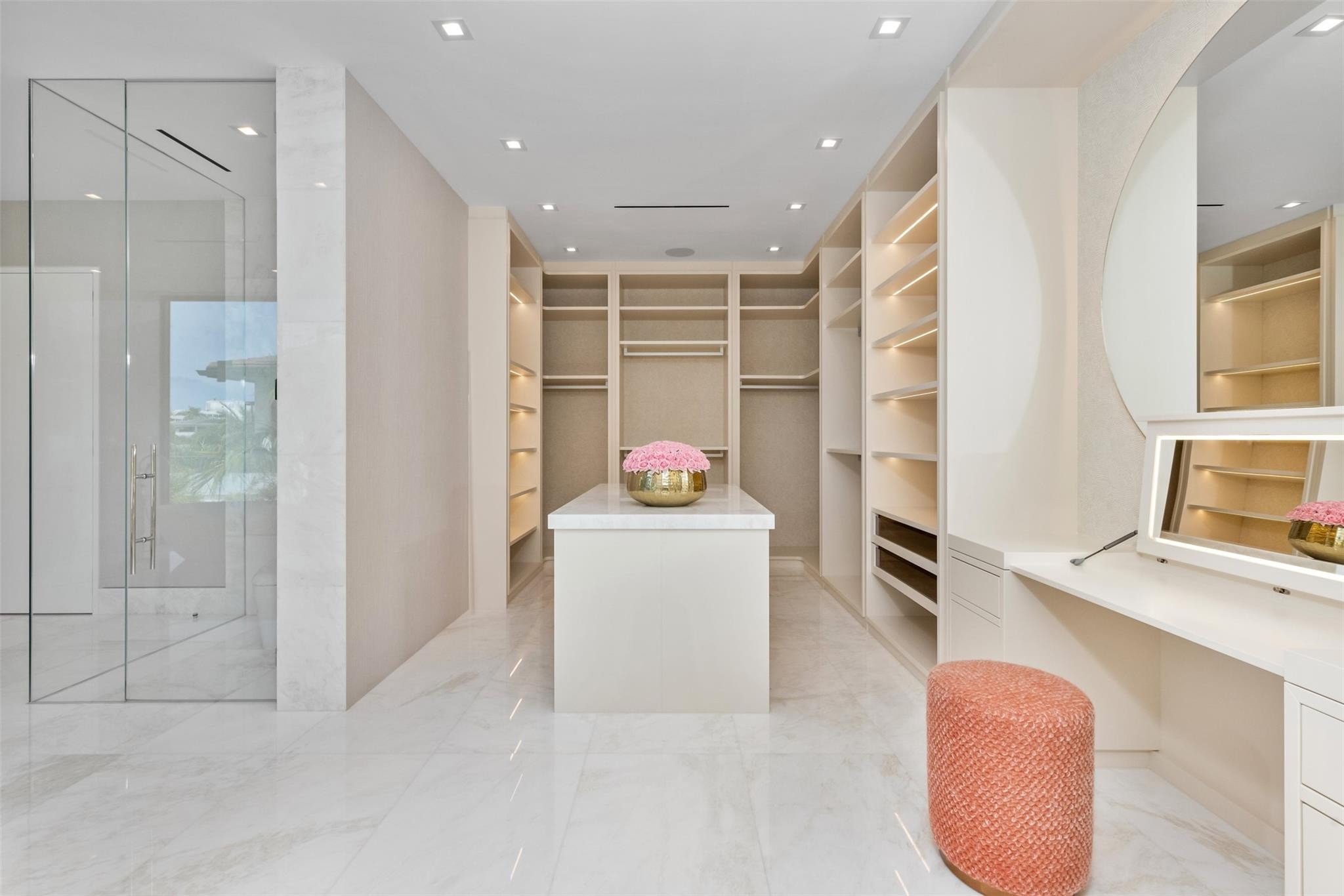 Isla Bahia 47-27 B - Residential