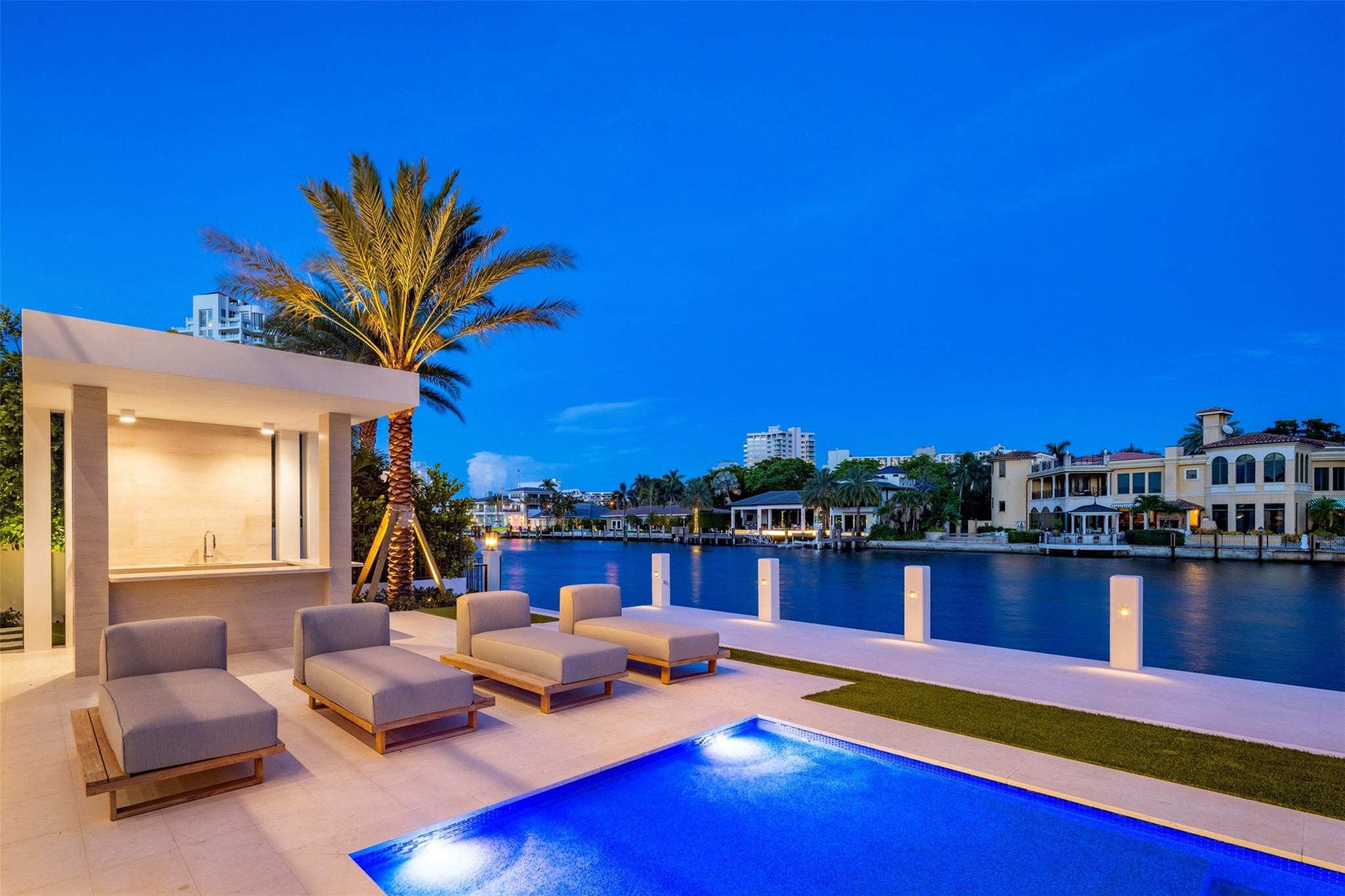 Isla Bahia 47-27 B - Residential