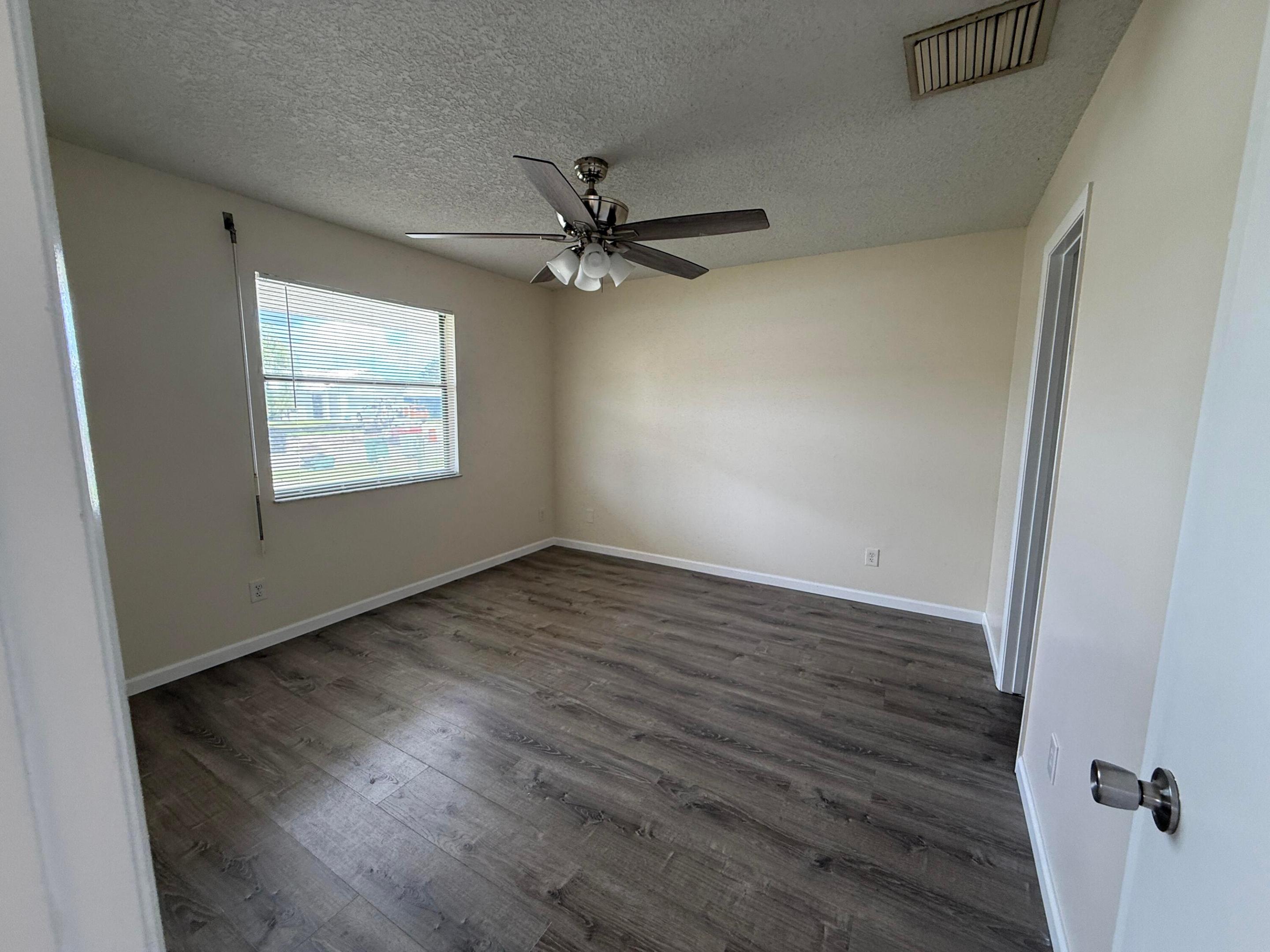 PORT ST LUCIE SECTION 28 - Residential