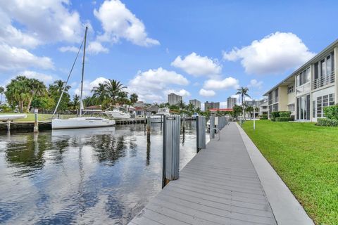 A home in Fort Lauderdale