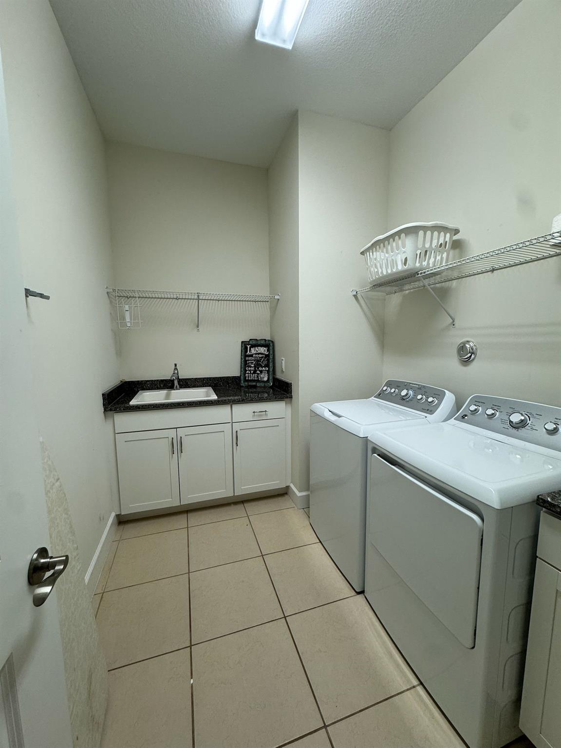 Hammocks/Westlake - Residential Lease