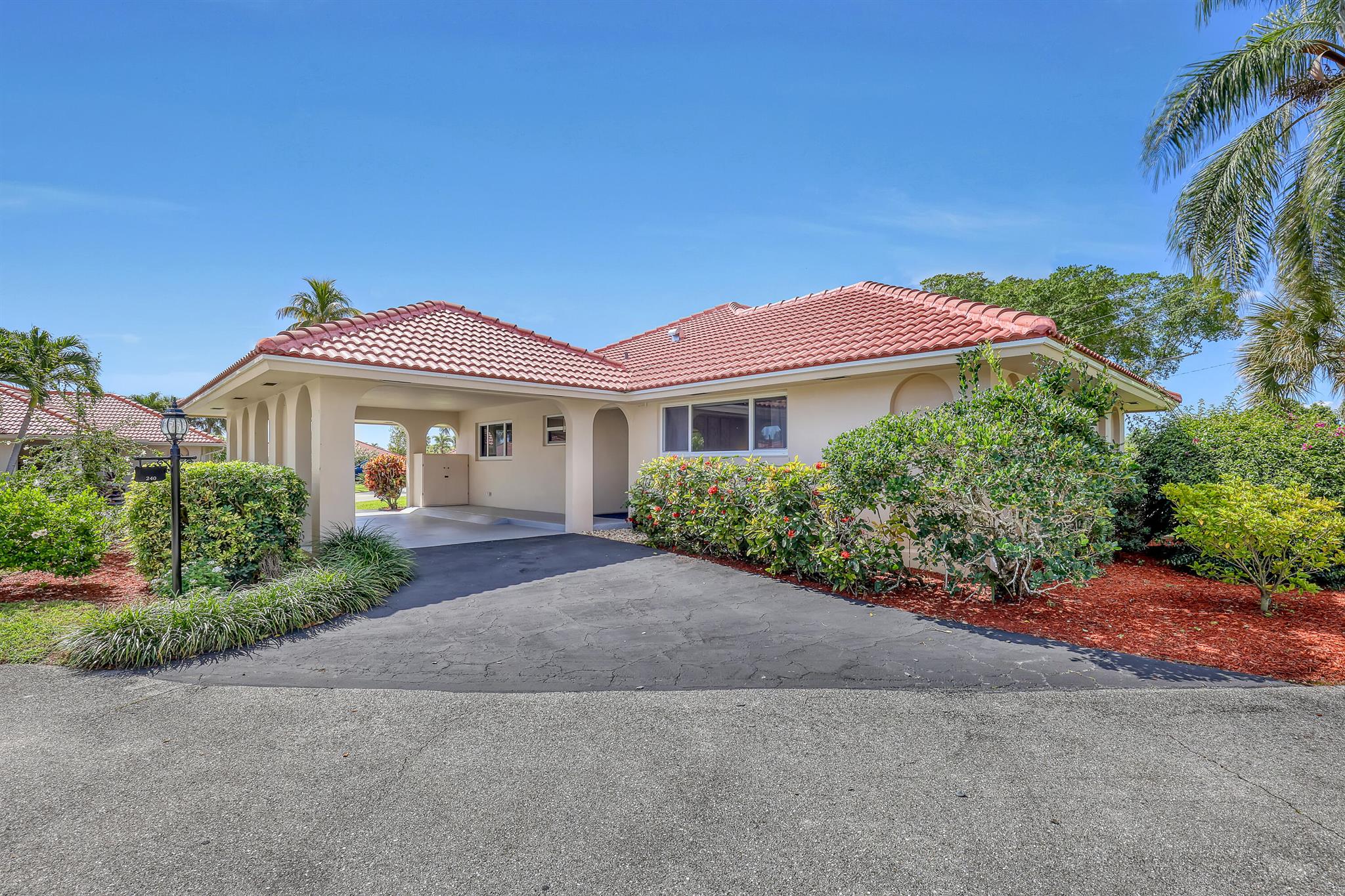 240 Rio Vista Circle