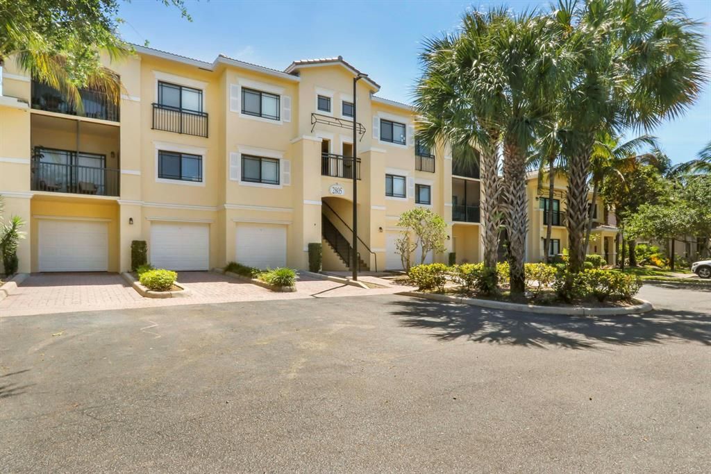 Photo of 2805 Veronia Drive #203, Palm Beach Gardens, FL 33410 (MLS # R10823533)