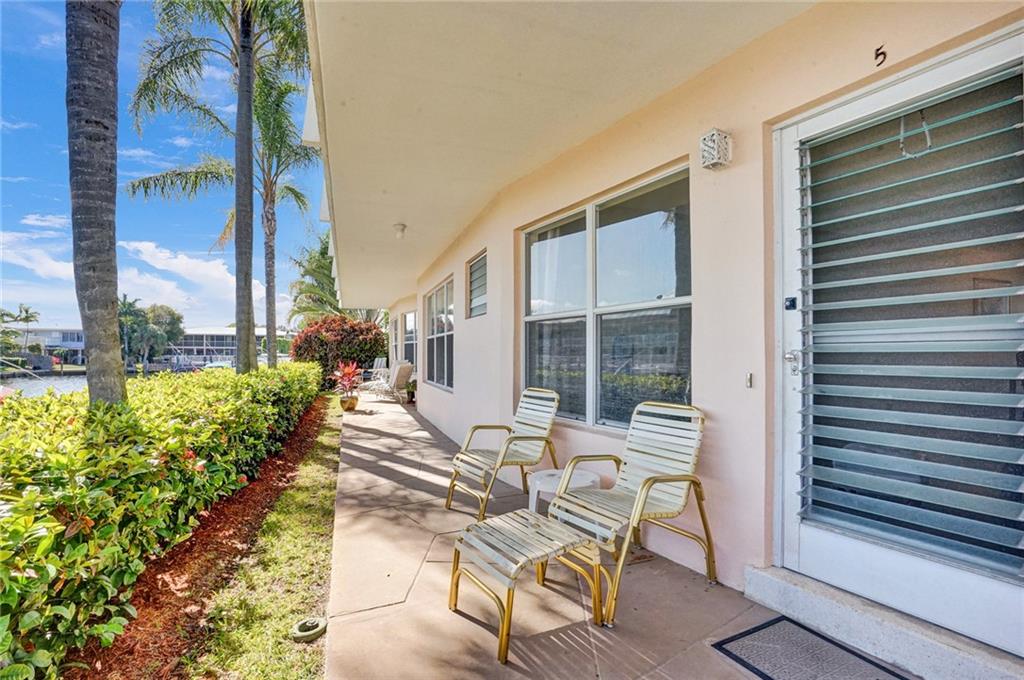 Oakland Arms Condo - Residential