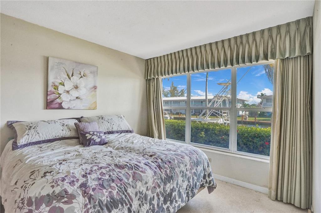 Oakland Arms Condo - Residential