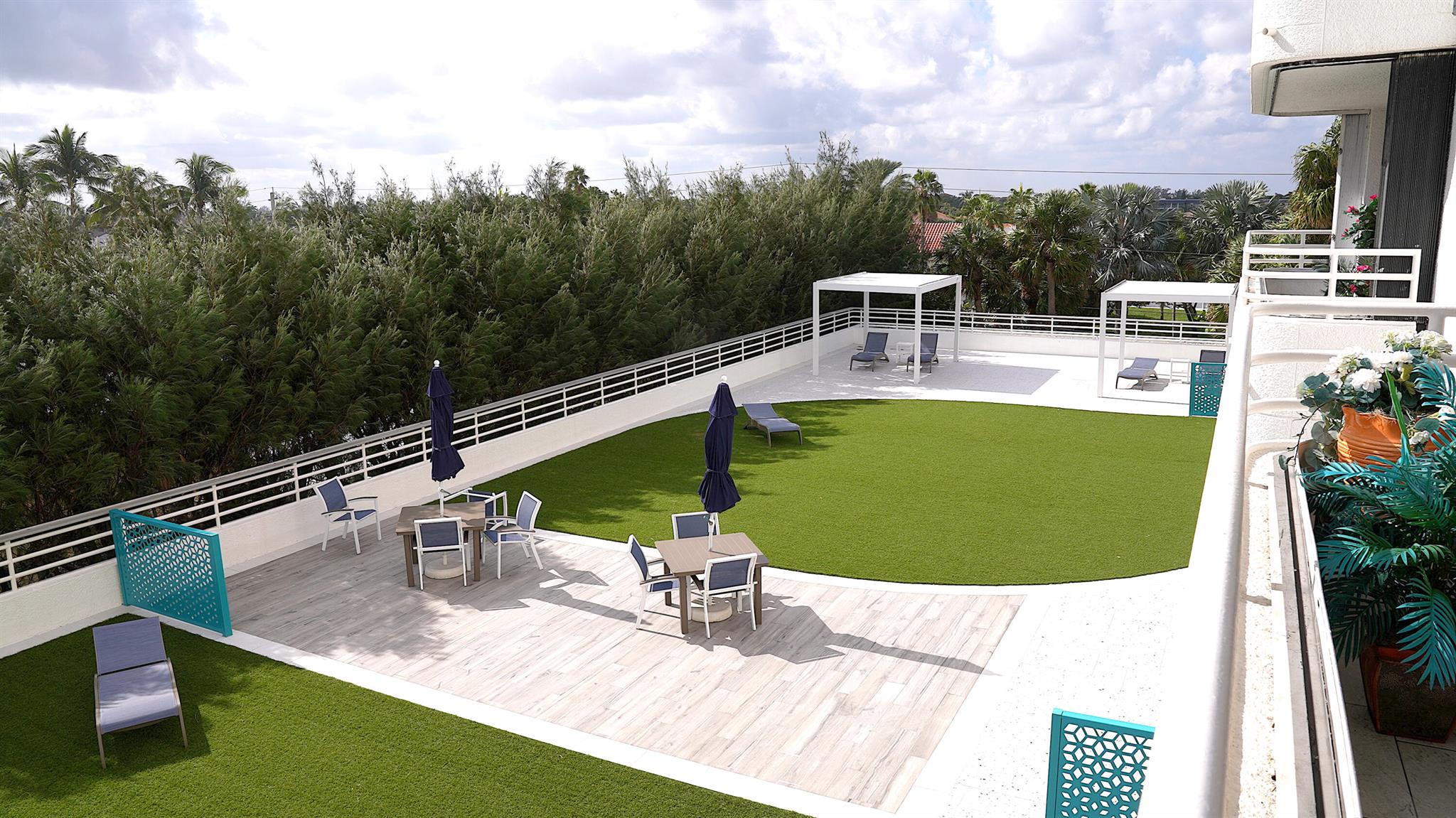 HIGHLANDS PLACE - Residential