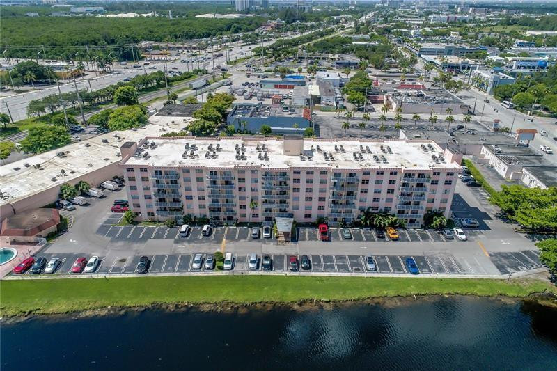 Tall Trees Condo - Residential Lease