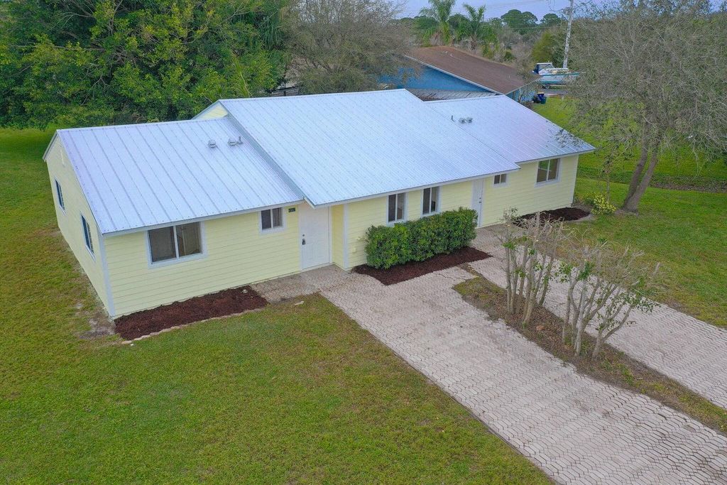 Photo of 4667 SE Salvatori Road, Stuart, FL 34997 (MLS # R10971966)