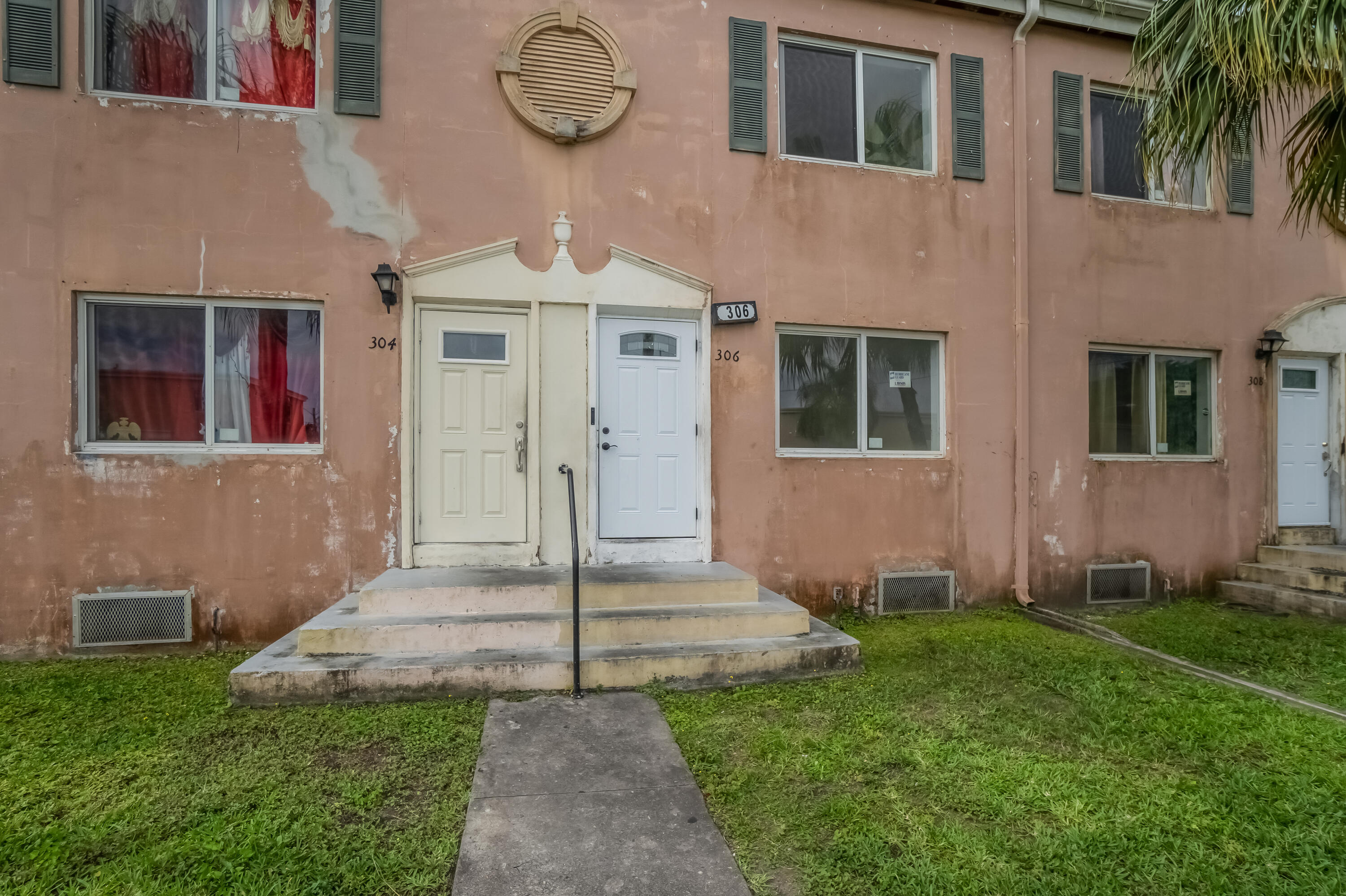 SUNSET PALM VILLAS CONDO - Residential