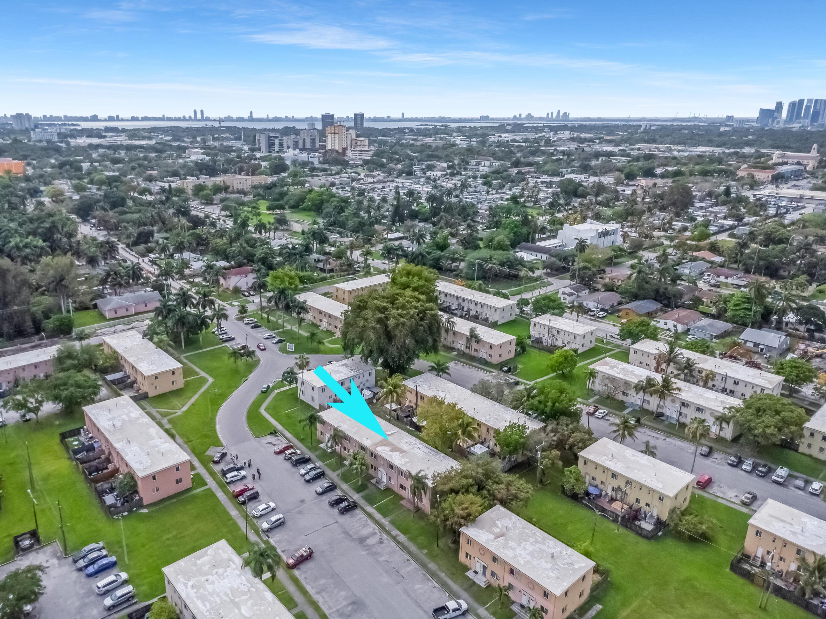 SUNSET PALM VILLAS CONDO - Residential