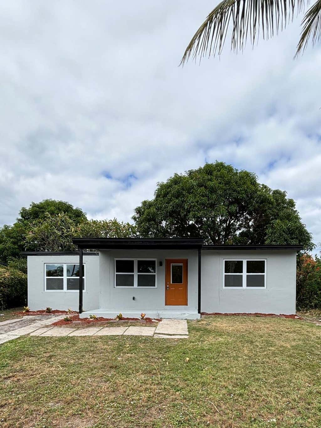 Photo of 571 Oleander Road, Lake Worth, FL 33462 (MLS # R11055766)