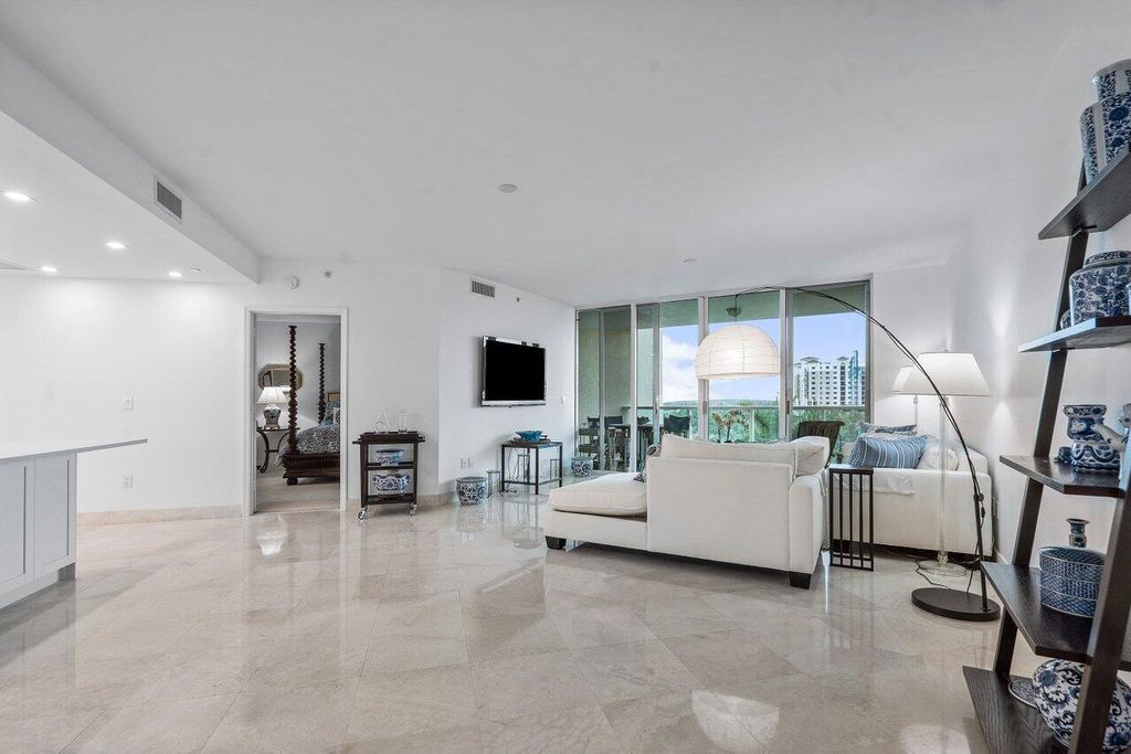 Photo of 550 SE Mizner Boulevard #B706, Boca Raton, FL 33432 (MLS # R11161906)