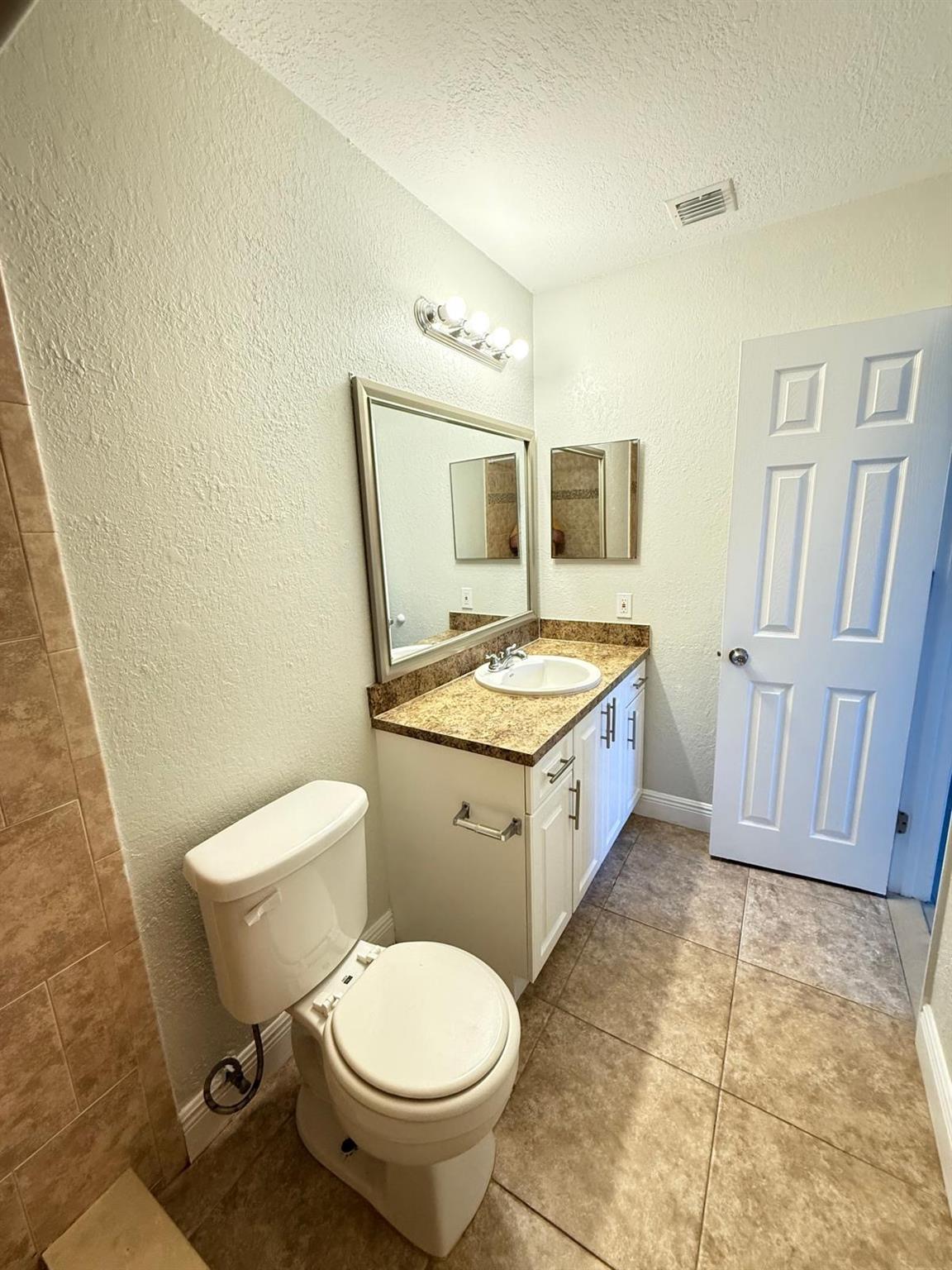 Grenadier Gardens - Residential Lease
