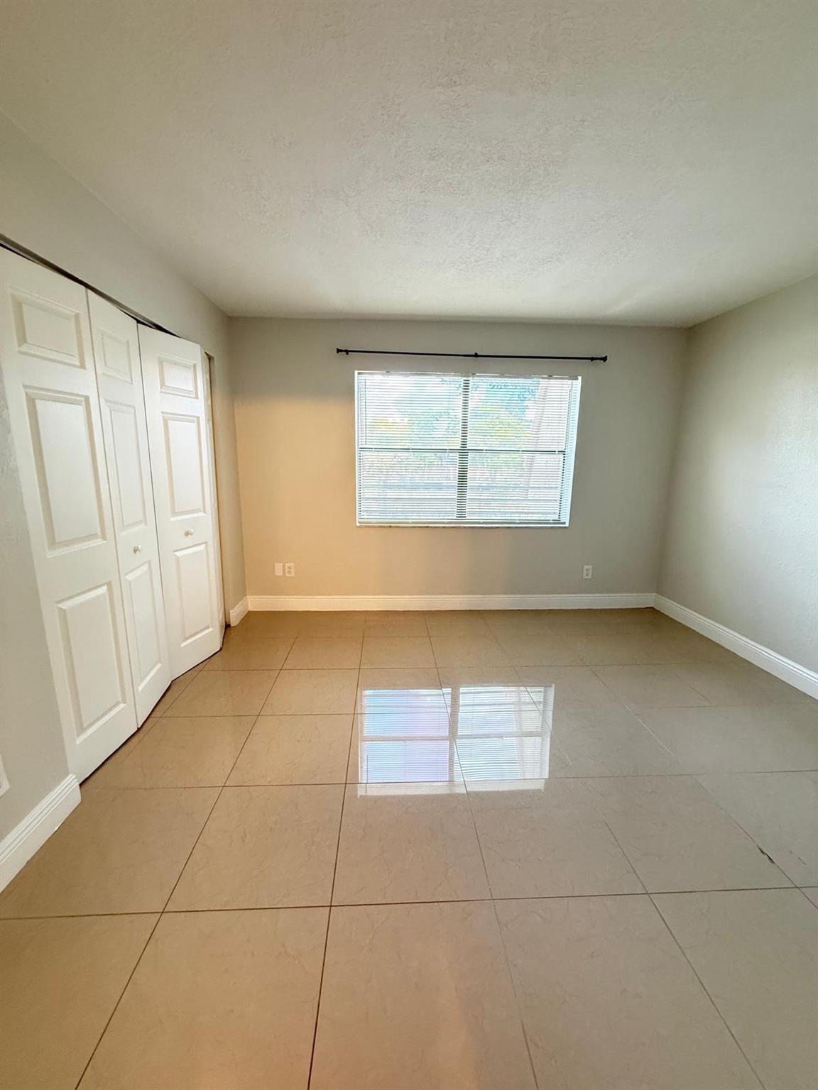 Grenadier Gardens - Residential Lease