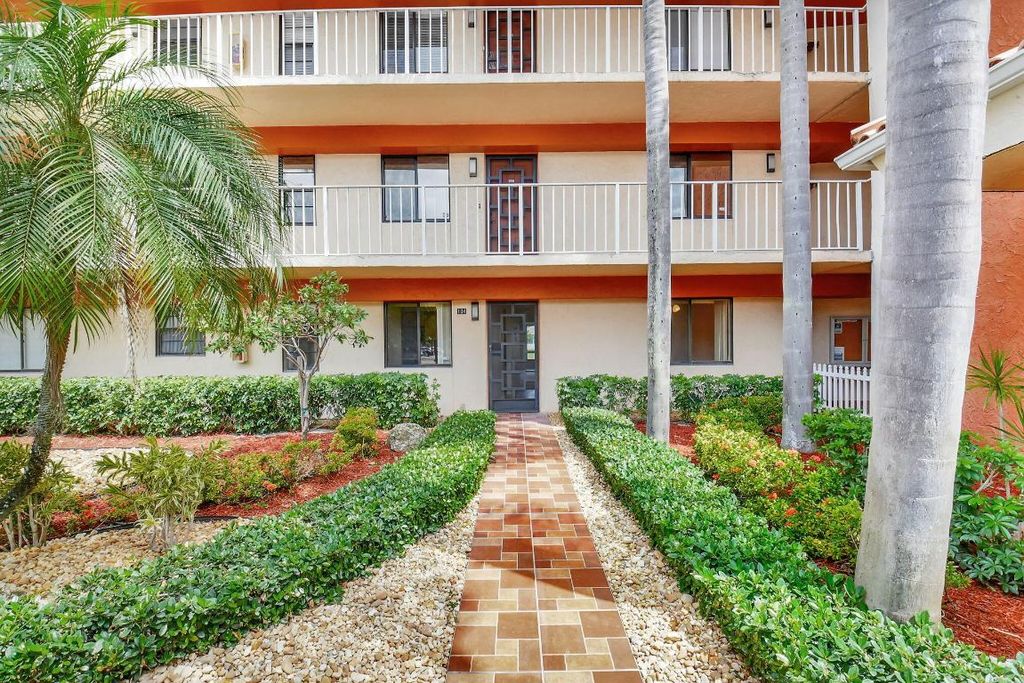 Photo of 7370 S Oriole Boulevard #104c, Delray Beach, FL 33446 (MLS # R10975394)