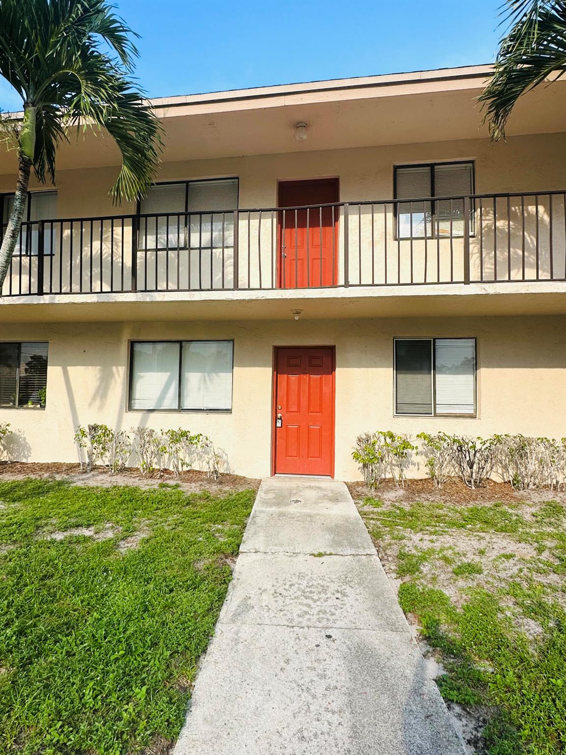 LAKEVIEW GARDENS CONDO - Residential Lease