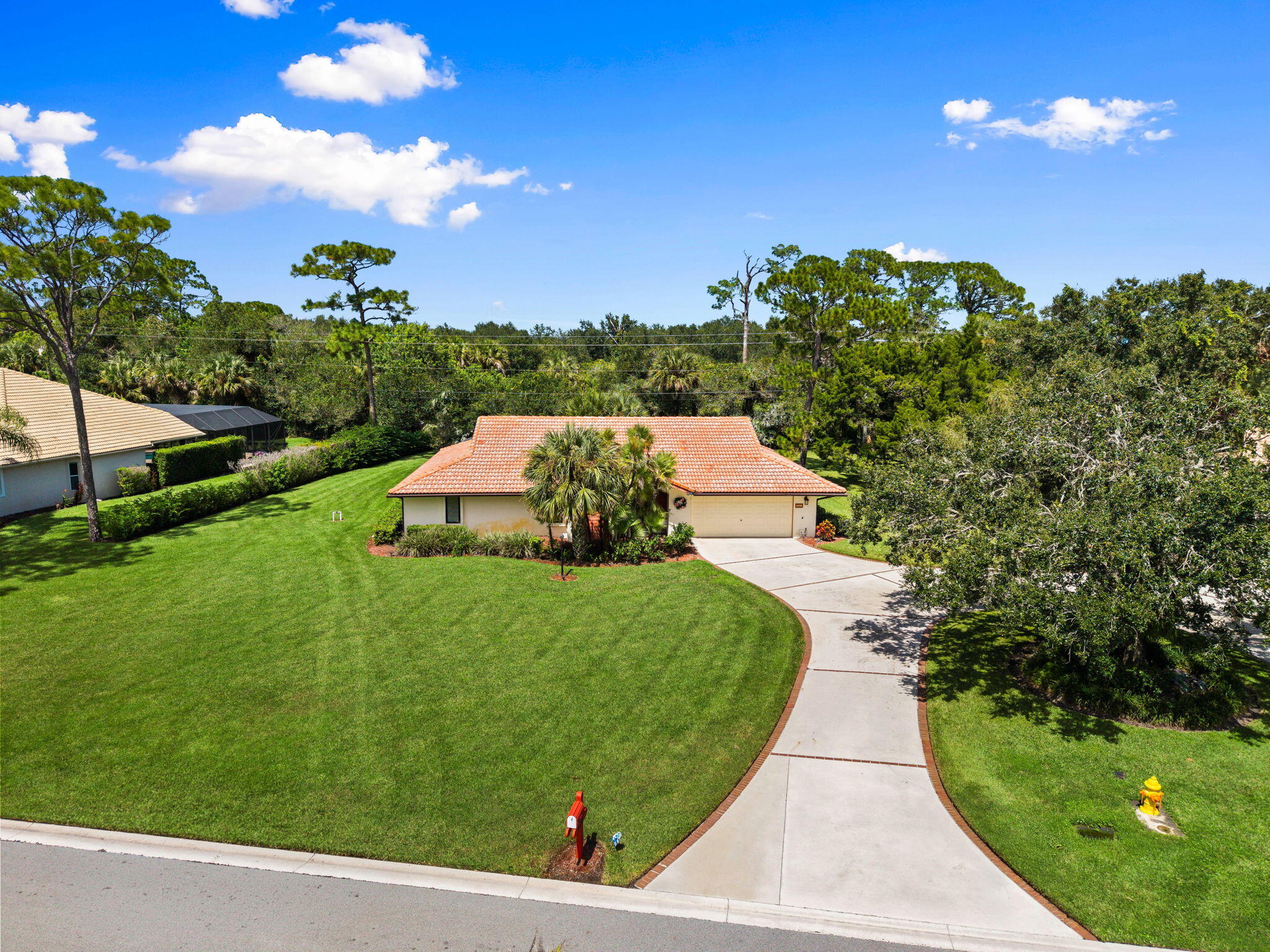 9457 Meadowood Drive