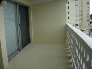 AMBASSADOR HOTEL CO OP AP - Residential