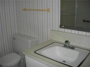 AMBASSADOR HOTEL CO OP AP - Residential