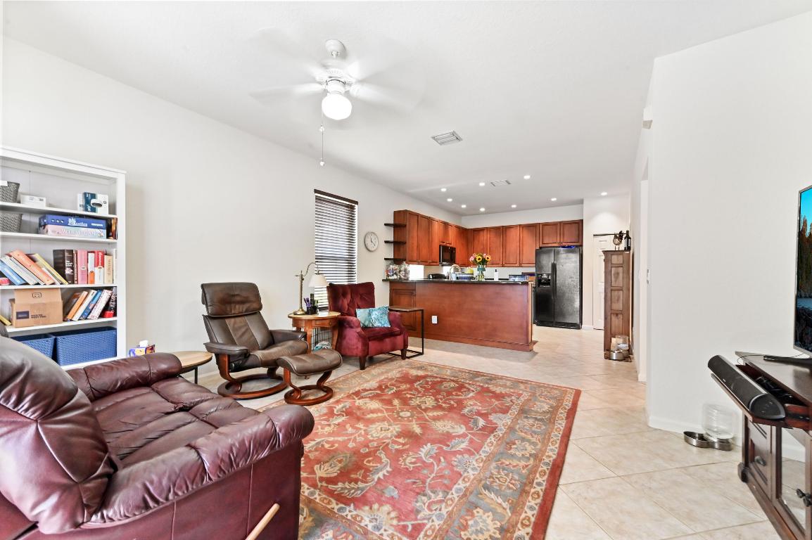 DILLMAN FARMS - Residential