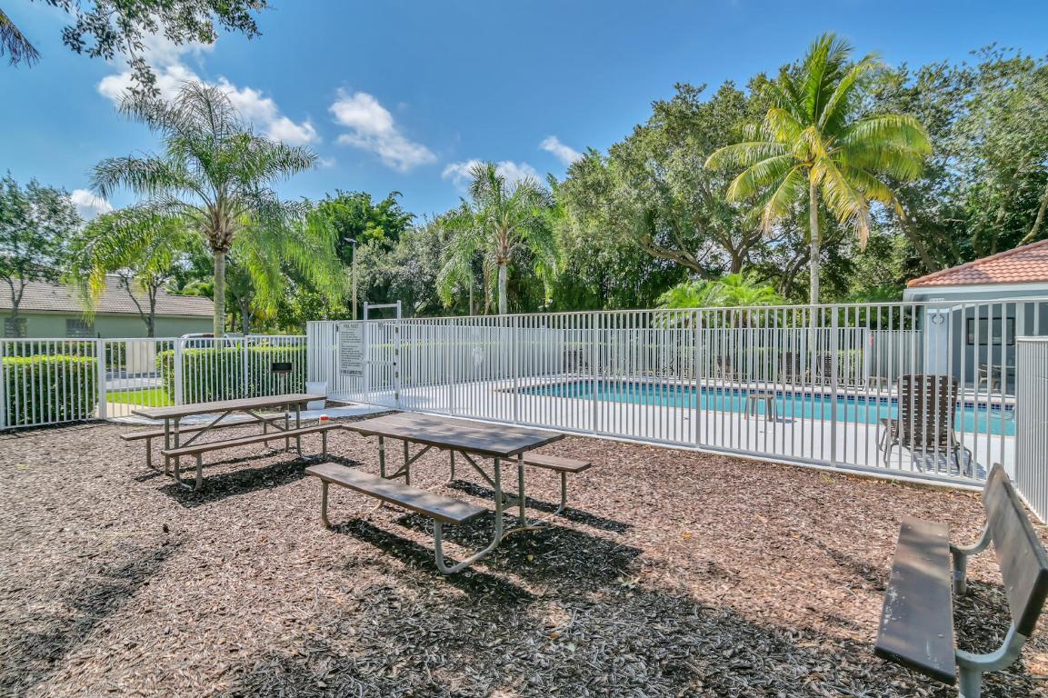 DILLMAN FARMS - Residential