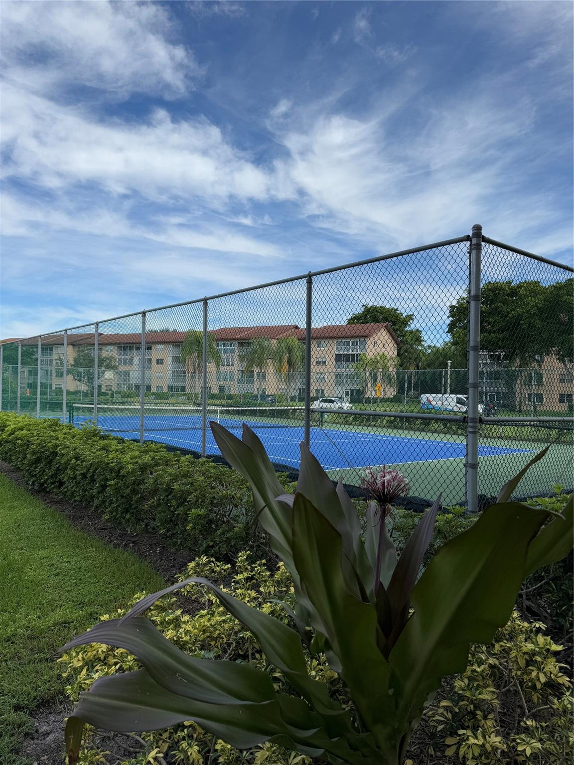 BUCKINGHAM -CENTURY VILLA - Residential