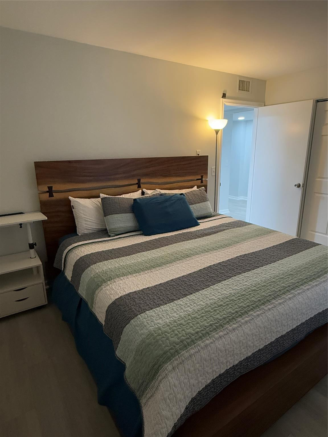 BUCKINGHAM -CENTURY VILLA - Residential