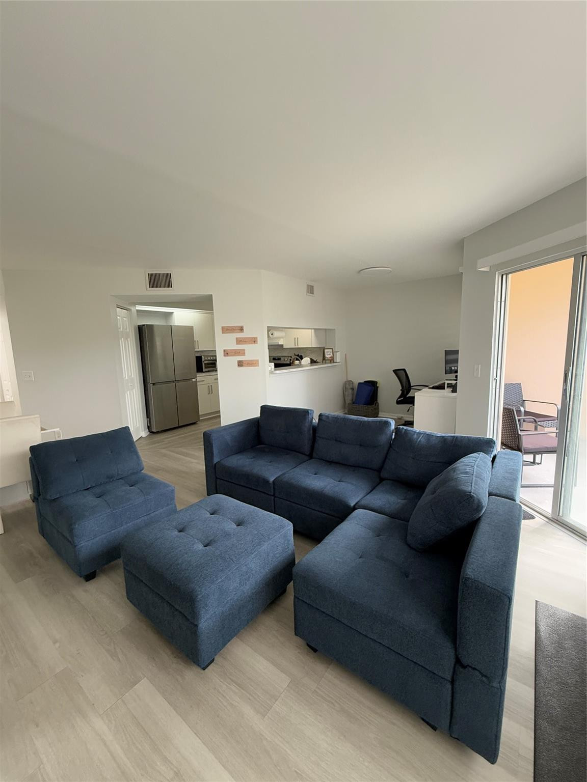 BUCKINGHAM -CENTURY VILLA - Residential