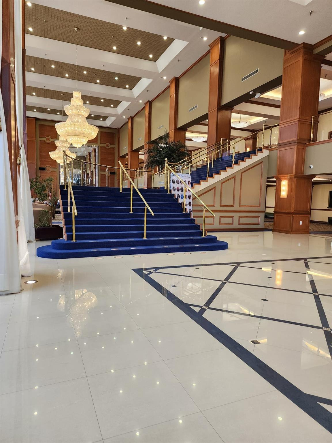 BUCKINGHAM -CENTURY VILLA - Residential